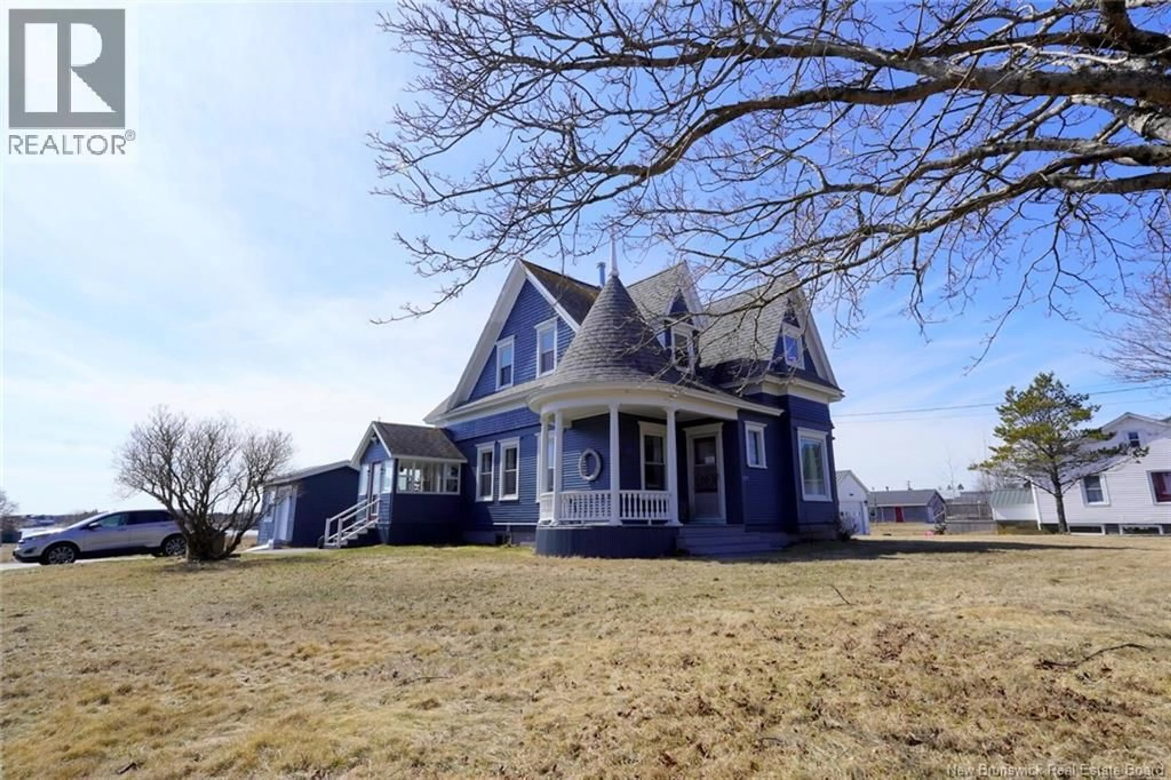 A pic from outside/outdoor area/front of a property/back of a property/a pic from drone, unknown for 1171 ROUTE 776, Grand Manan New Brunswick E5G1G2