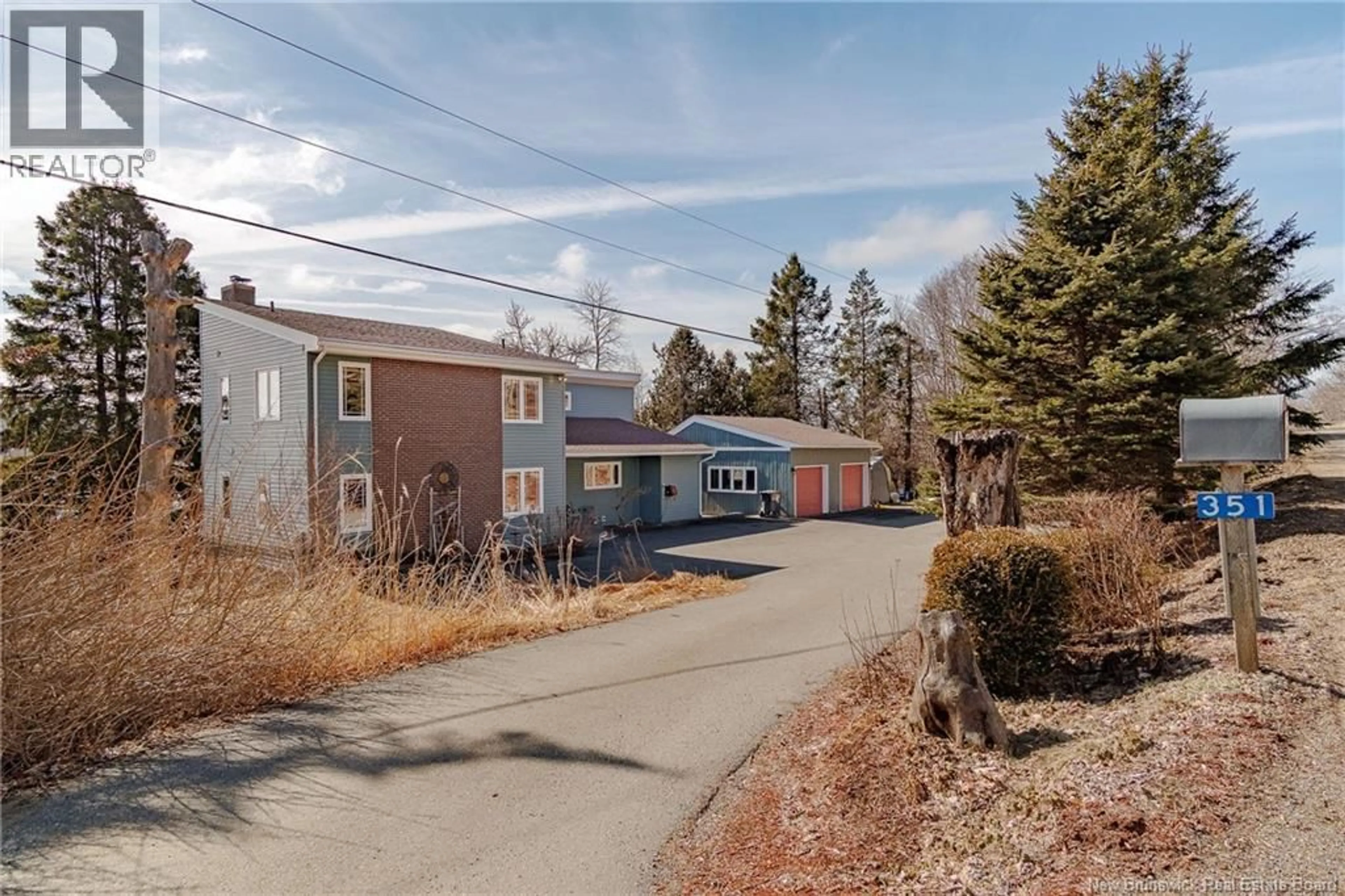 A pic from outside/outdoor area/front of a property/back of a property/a pic from drone, street for 351 NORTON SHORE ROAD, Hampton New Brunswick E5N6K2