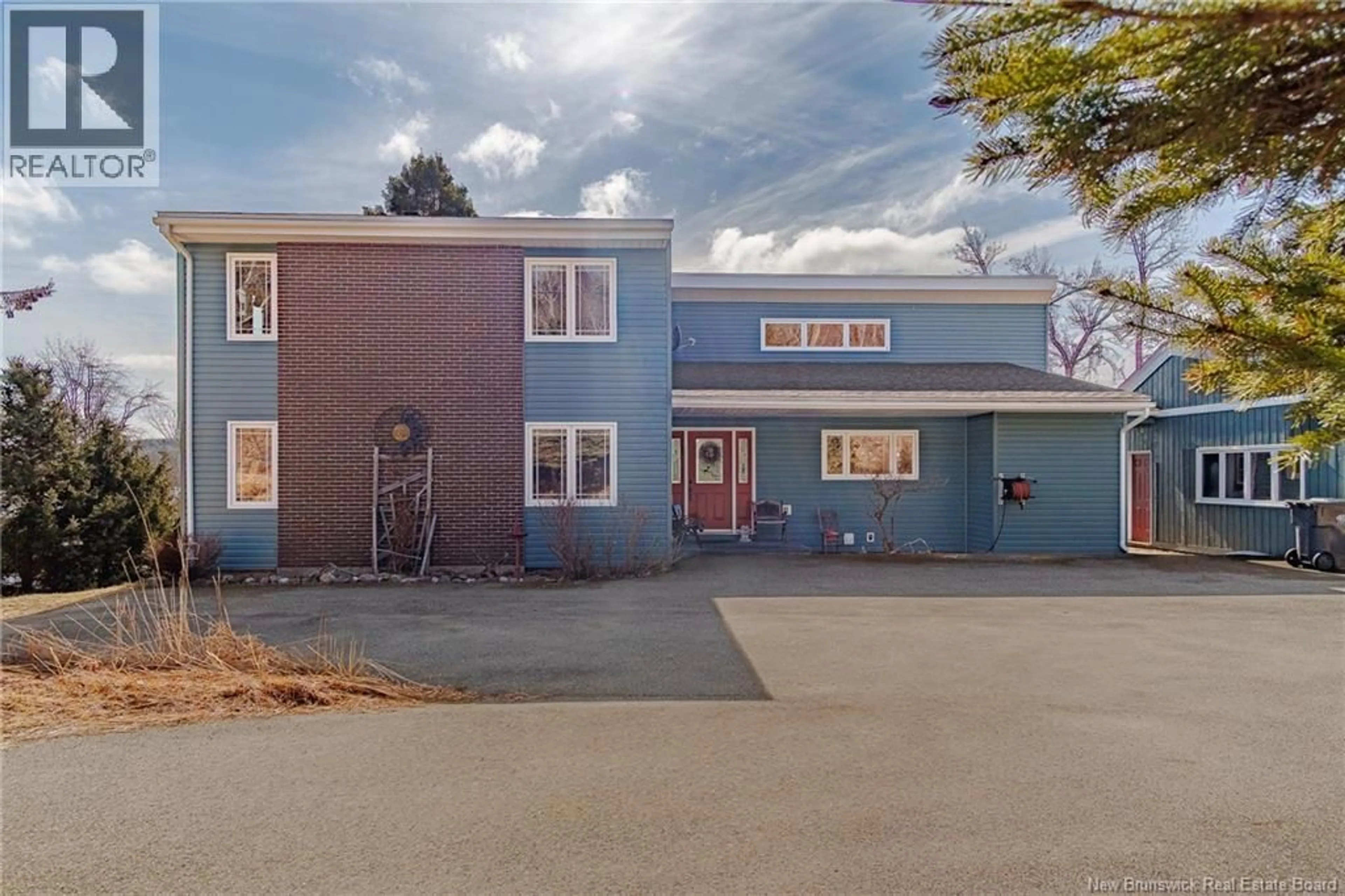 Home with vinyl exterior material, street for 351 NORTON SHORE ROAD, Hampton New Brunswick E5N6K2