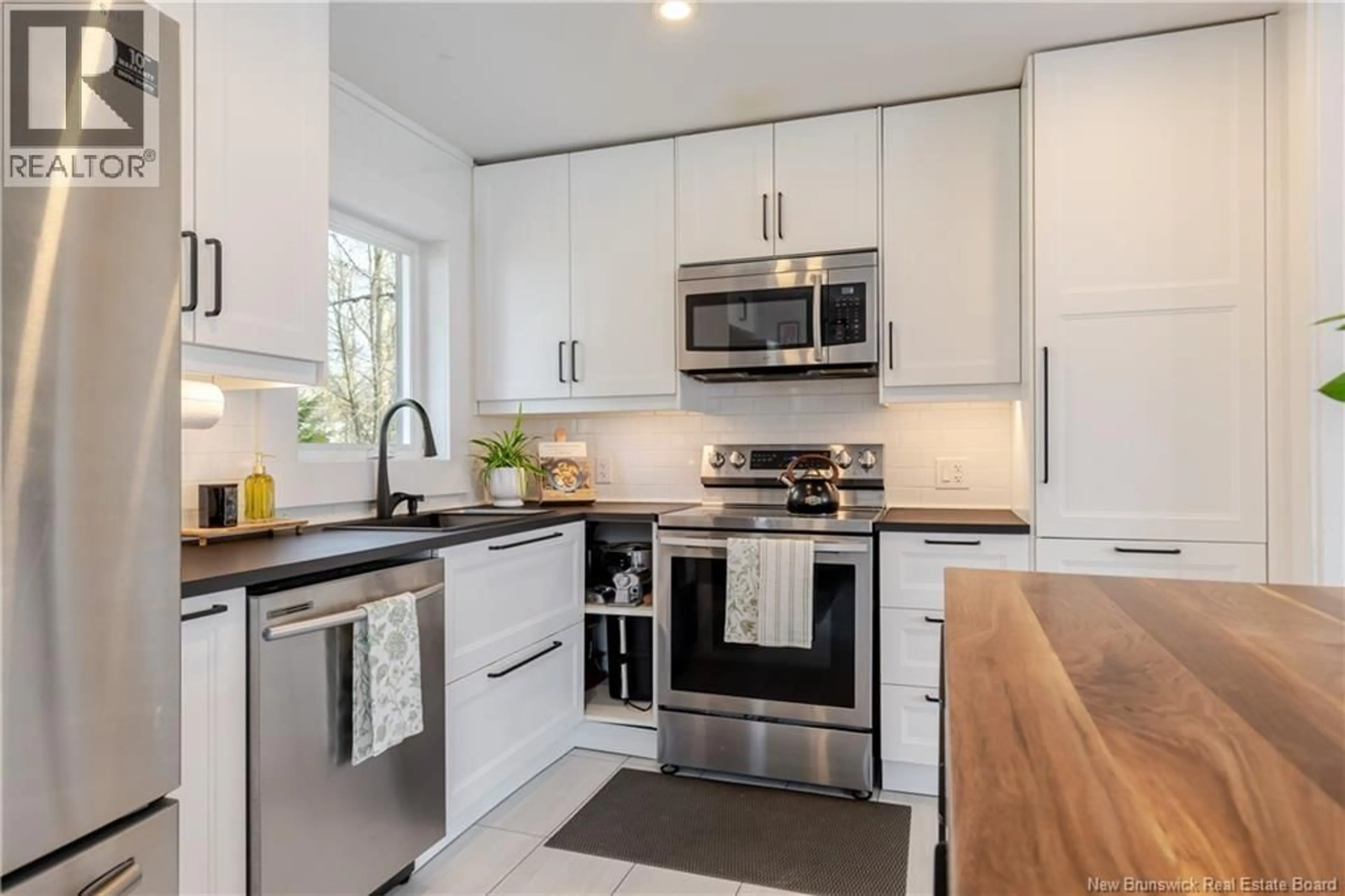 Unknown for 107 TEAK DRIVE, Fredericton New Brunswick E3A2J2