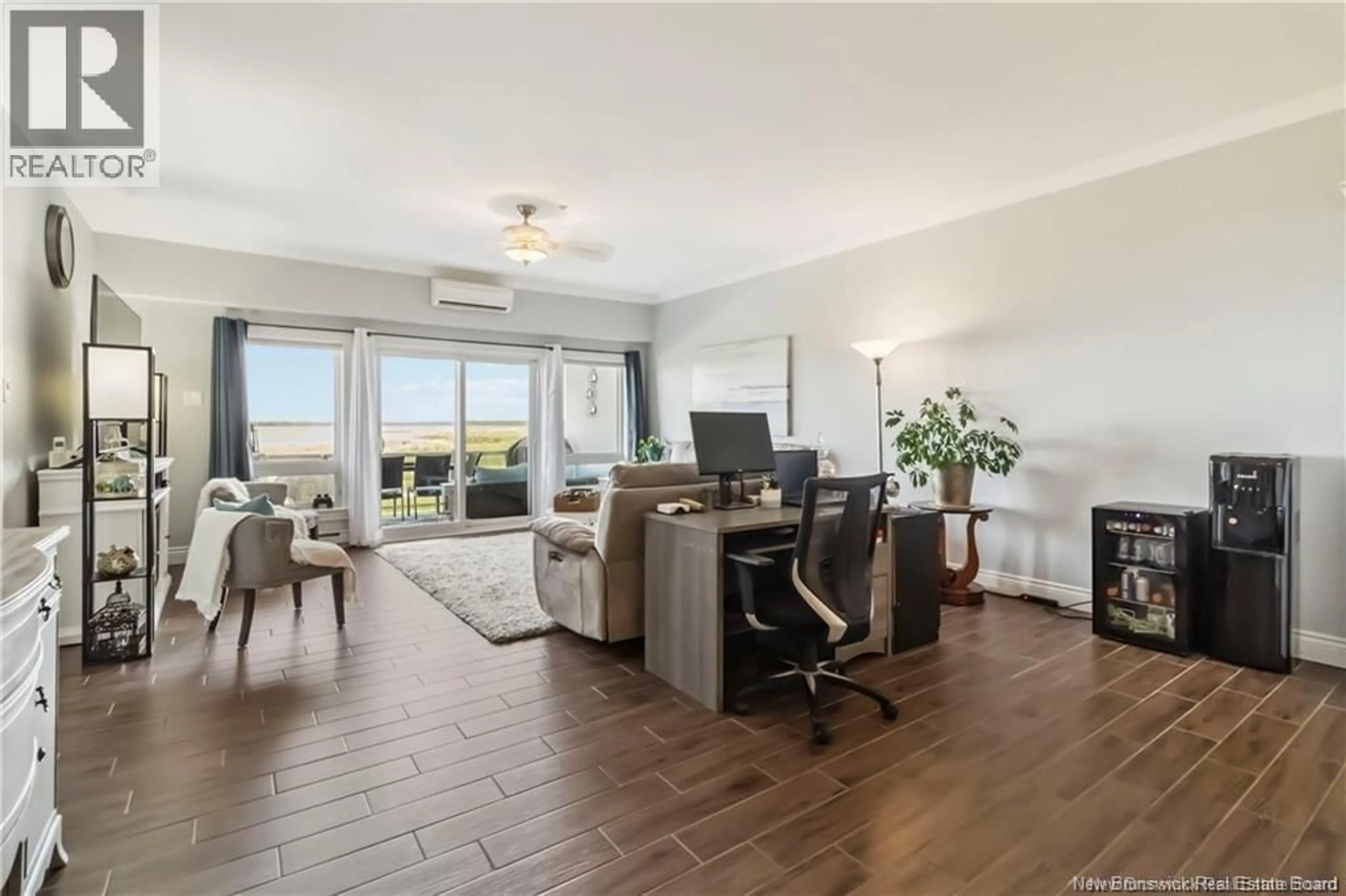 Living room with furniture, unknown for 105 - 69 CAP BIMET BOULEVARD, Barachois New Brunswick E4P6X5