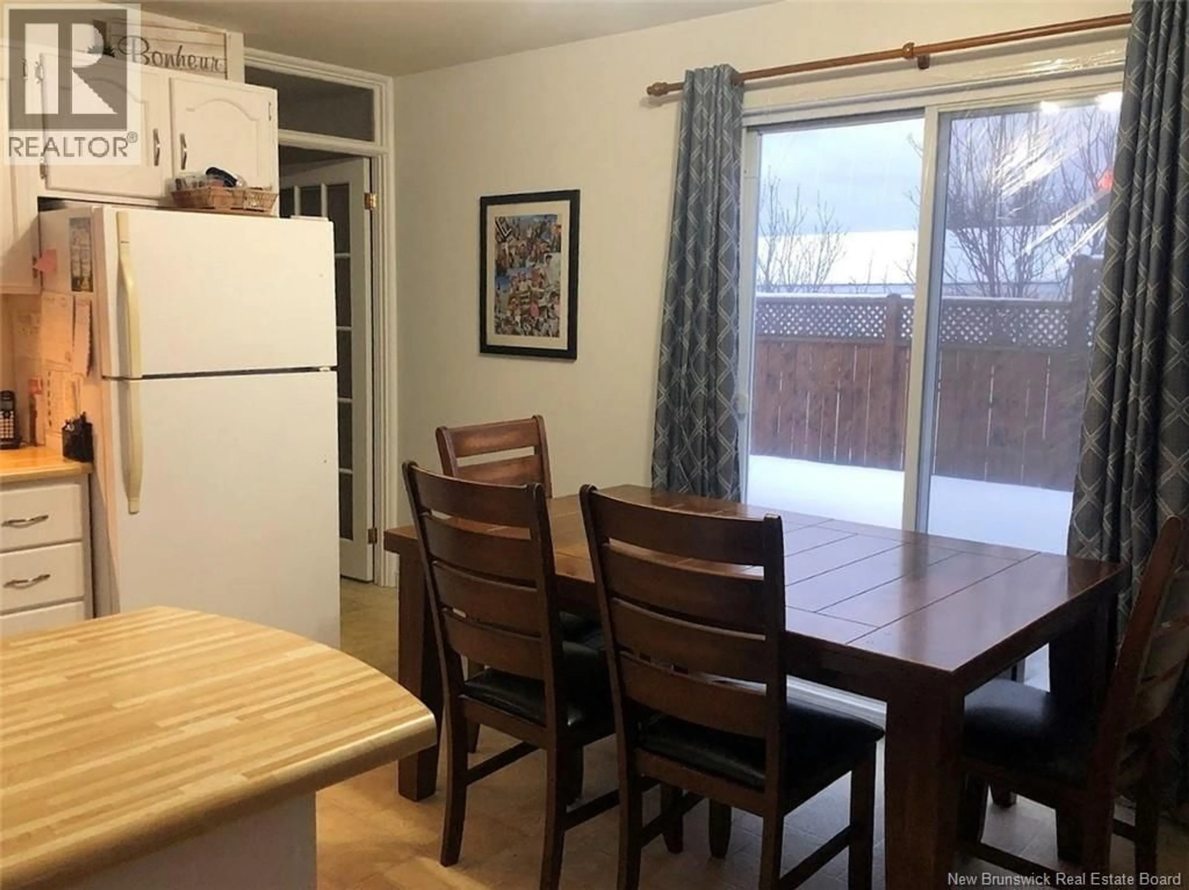 Dining room, wood/laminate floor for 26 LE PARADIS STREET, Saint-Jacques New Brunswick E7B1T7