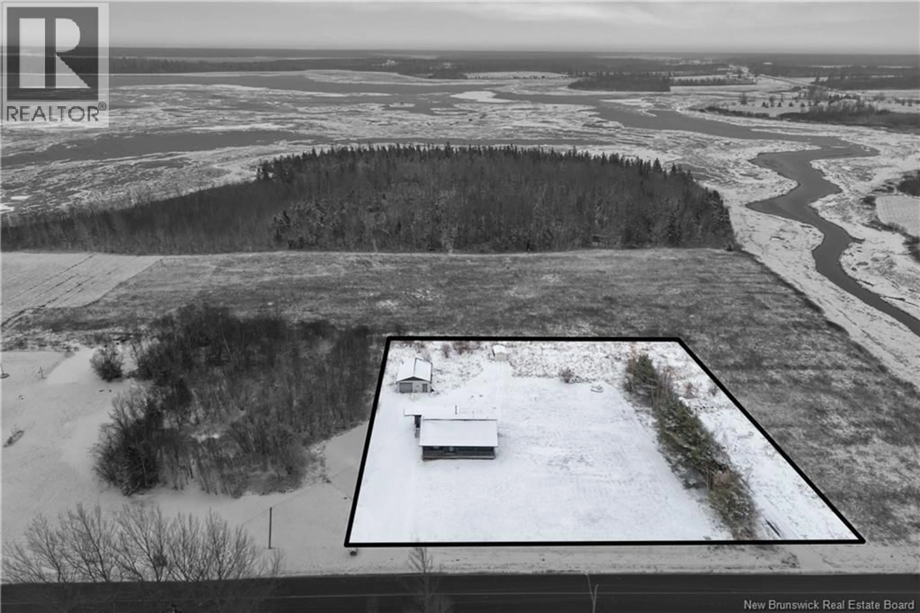 A pic from outside/outdoor area/front of a property/back of a property/a pic from drone, water/lake/river/ocean view for 2490 ROUTE 950, Shemogue New Brunswick E4N2S4