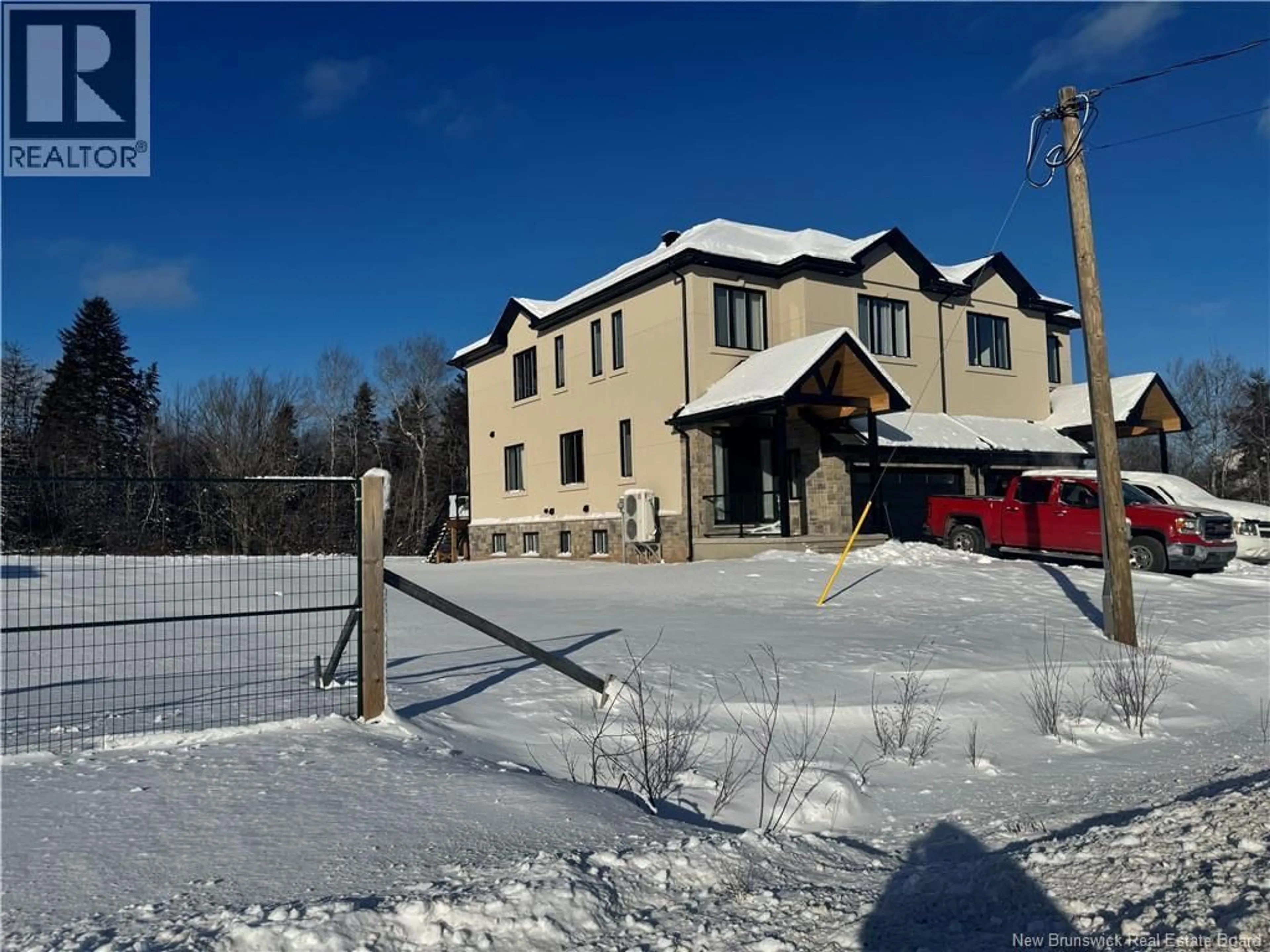 A pic from outside/outdoor area/front of a property/back of a property/a pic from drone, building for 135 CHARLES LUTES ROAD, Moncton New Brunswick E1G2P8