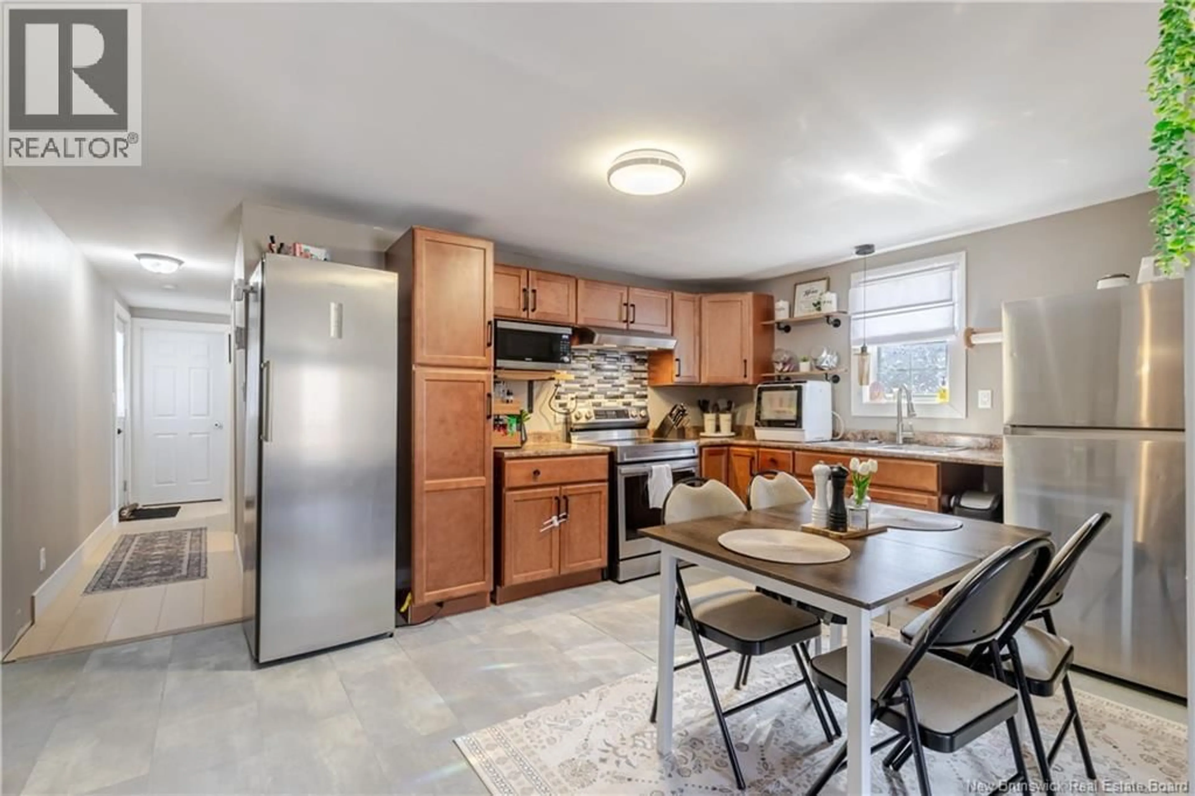 Open concept kitchen, ceramic/tile floor for 122 MCGEE STREET, Lincoln New Brunswick E3B8M2