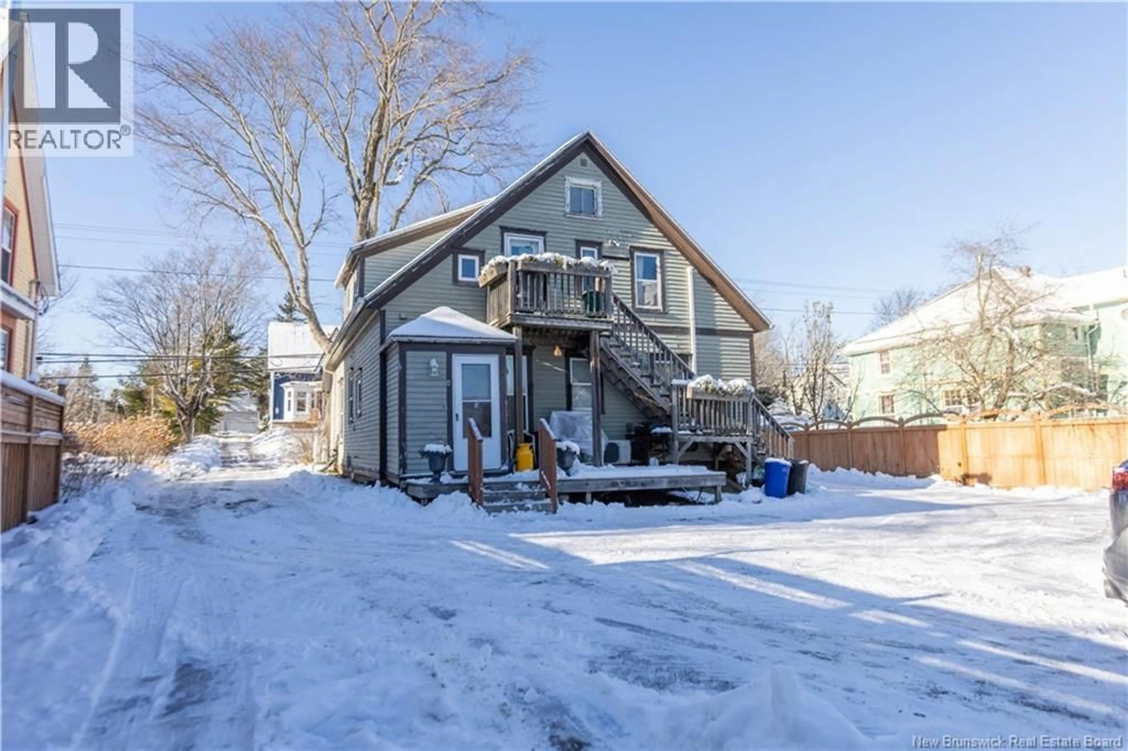 Patio, street for 72 SALEM STREET, Sackville New Brunswick E4L4J9