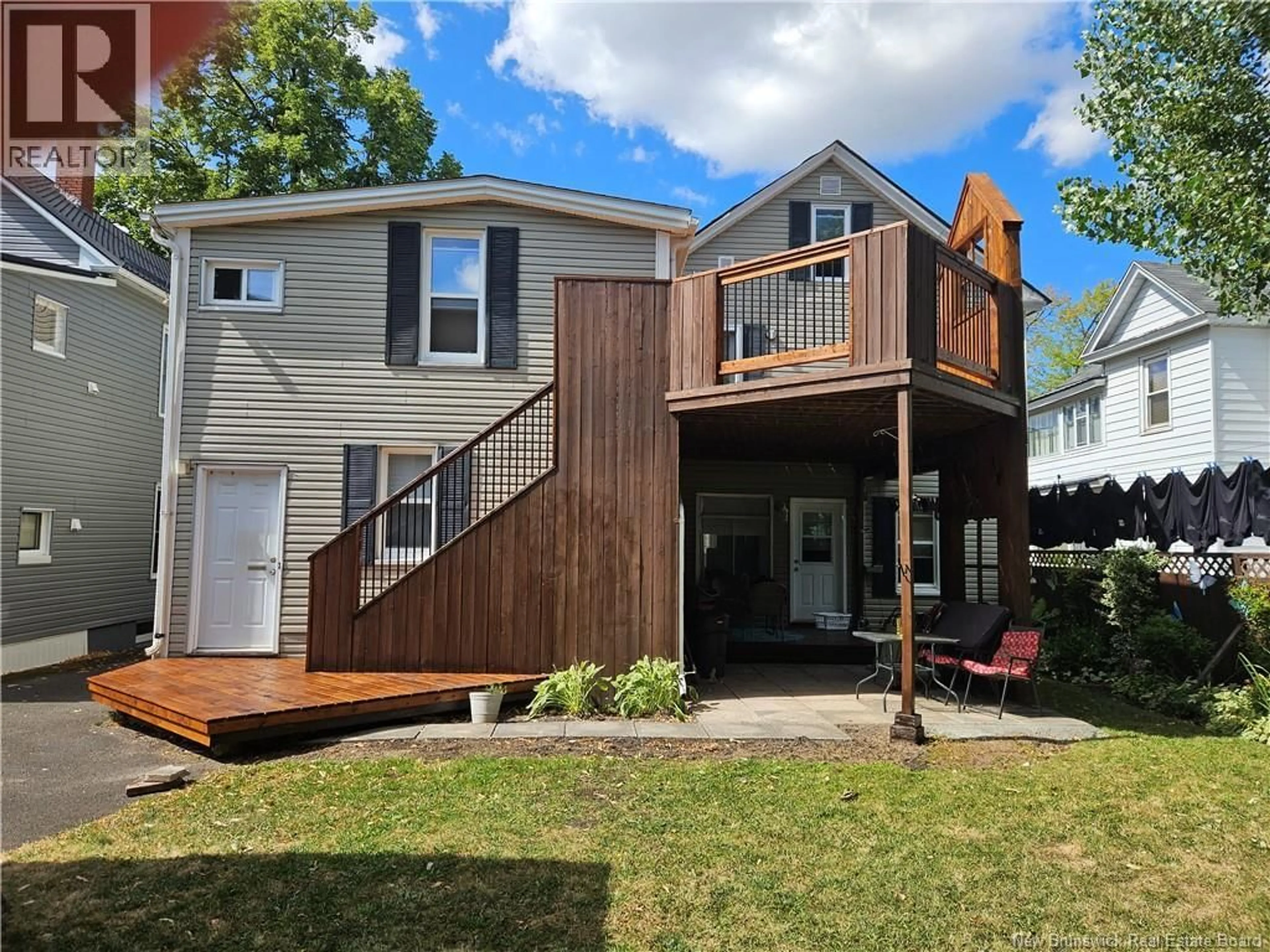 Home with vinyl exterior material, unknown for 189-191-193 ARCHIBALD STREET, Moncton New Brunswick E1C5J8