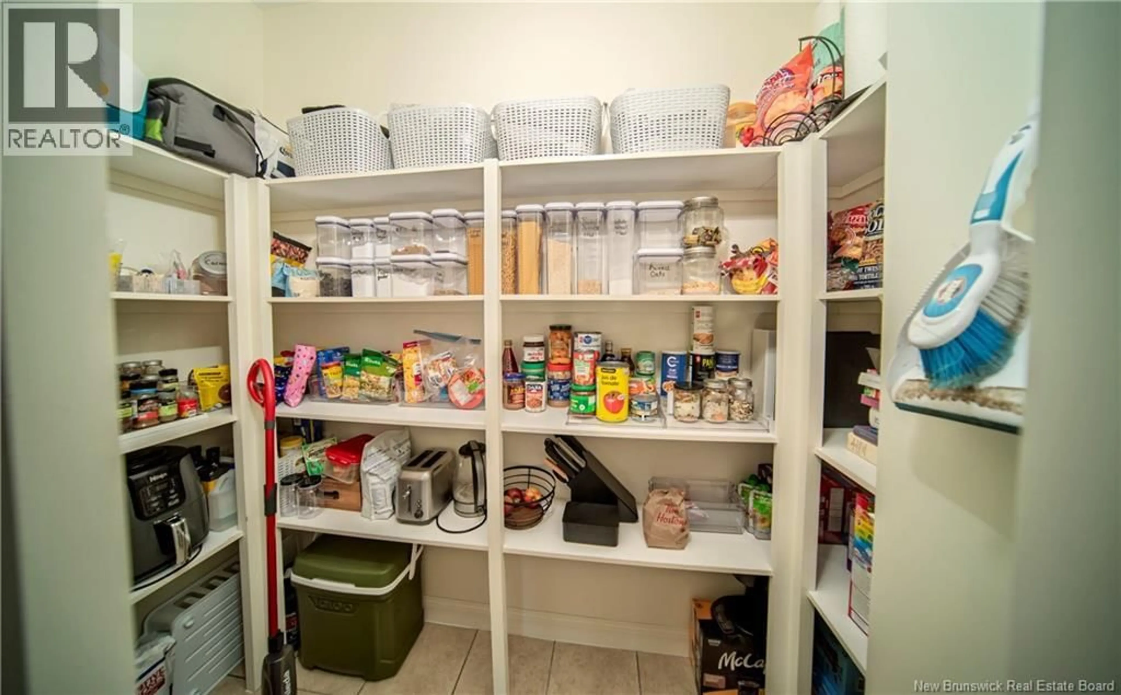 Standard kitchen, unknown for 20 HILLSIDE LANE, Fredericton New Brunswick E3B0P8