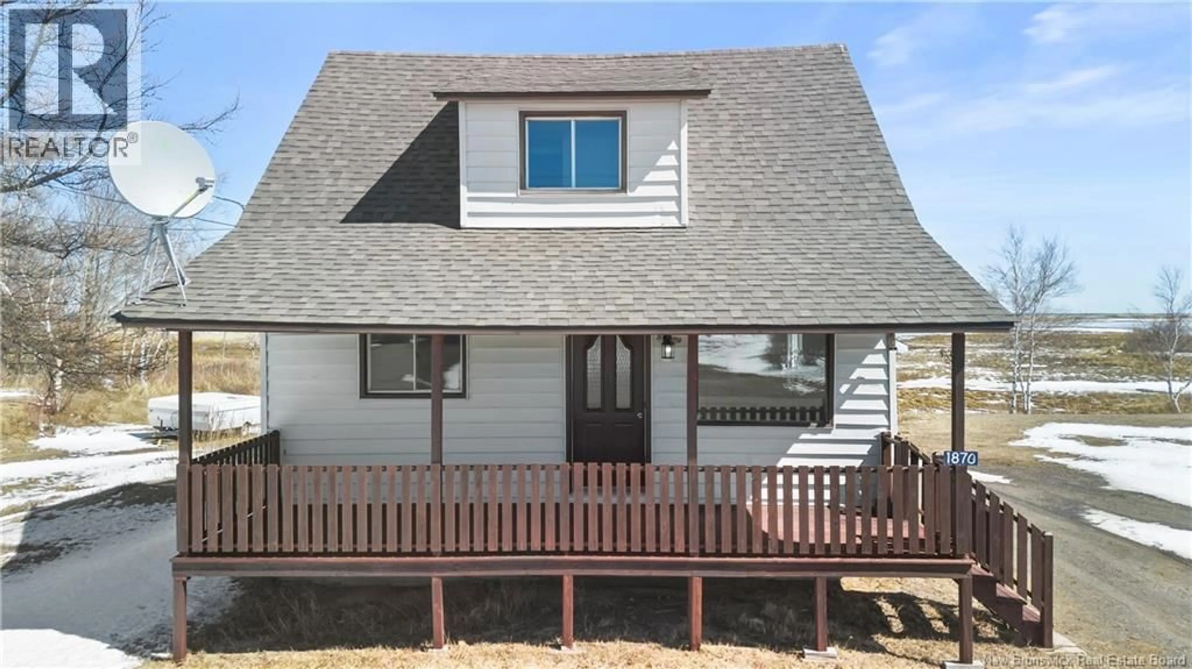 Home with vinyl exterior material, street for 1870 RTE 475, Saint-Edouard-De-Kent New Brunswick E4S4W9