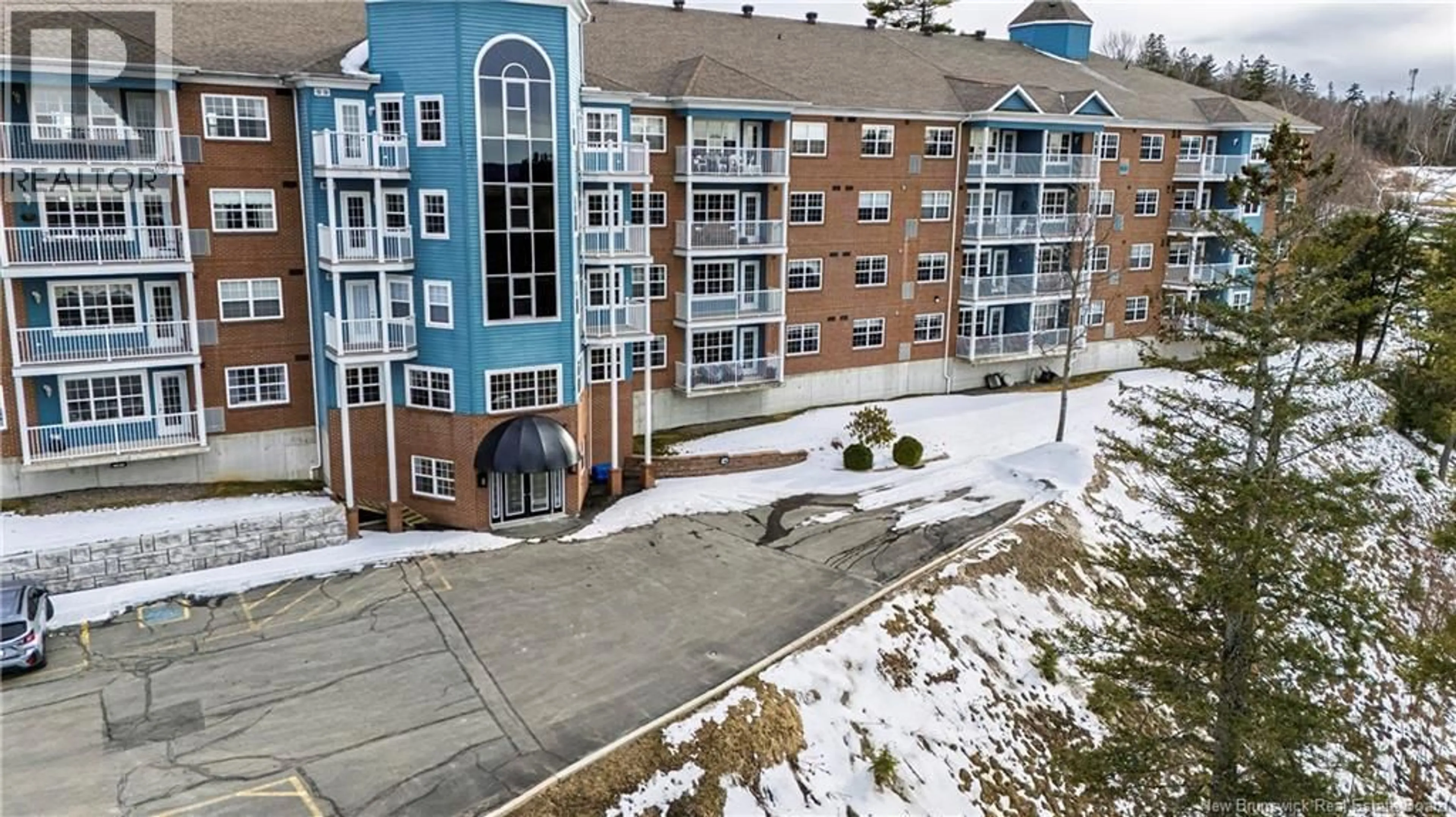 A pic from outside/outdoor area/front of a property/back of a property/a pic from drone, unknown for 112 - 1 GOLF GREEN LANE, Fredericton New Brunswick E3B9T9