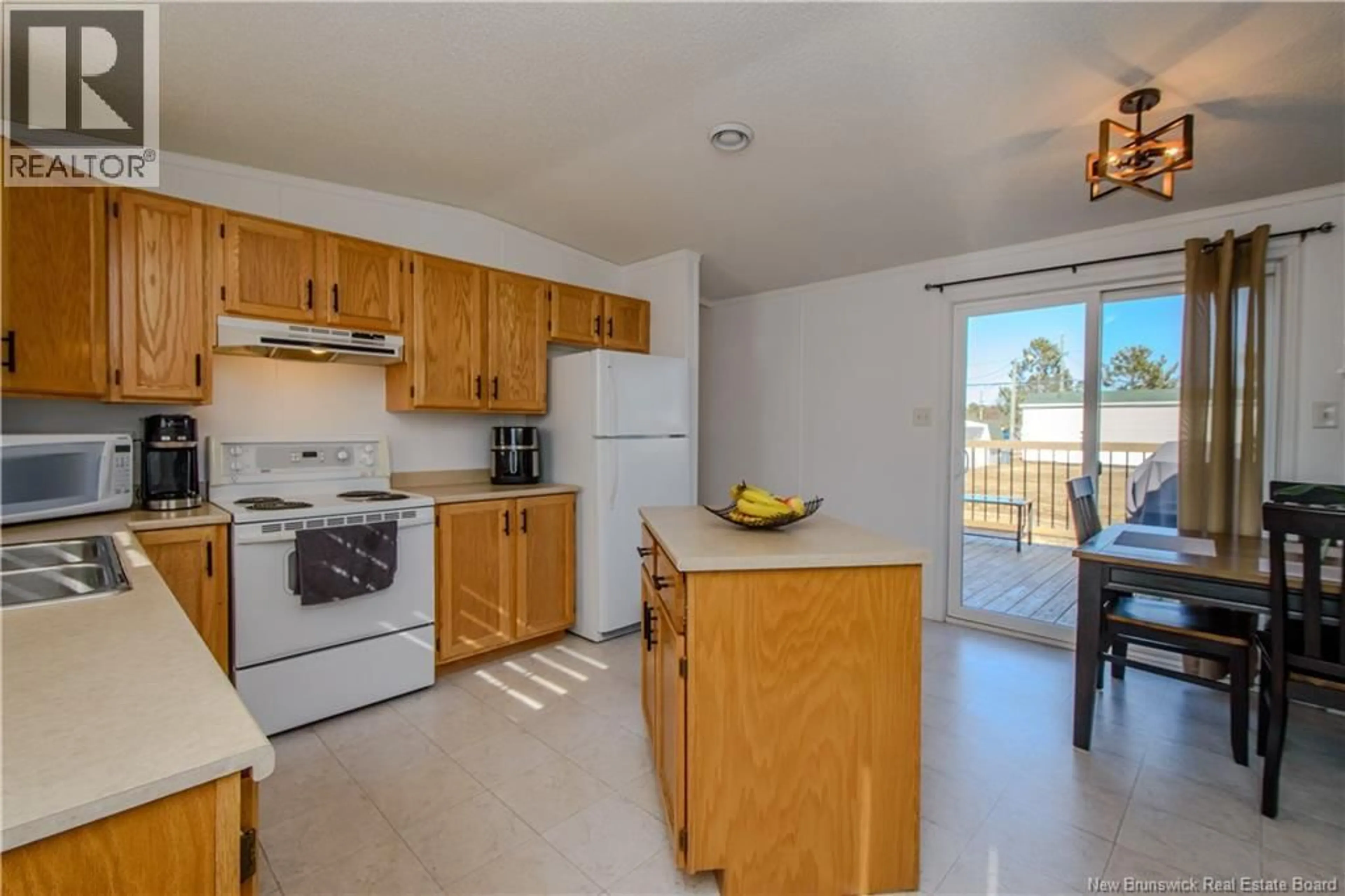 Standard kitchen, ceramic/tile floor for 39 JOCELYN LANE, Dover New Brunswick E1A7V7