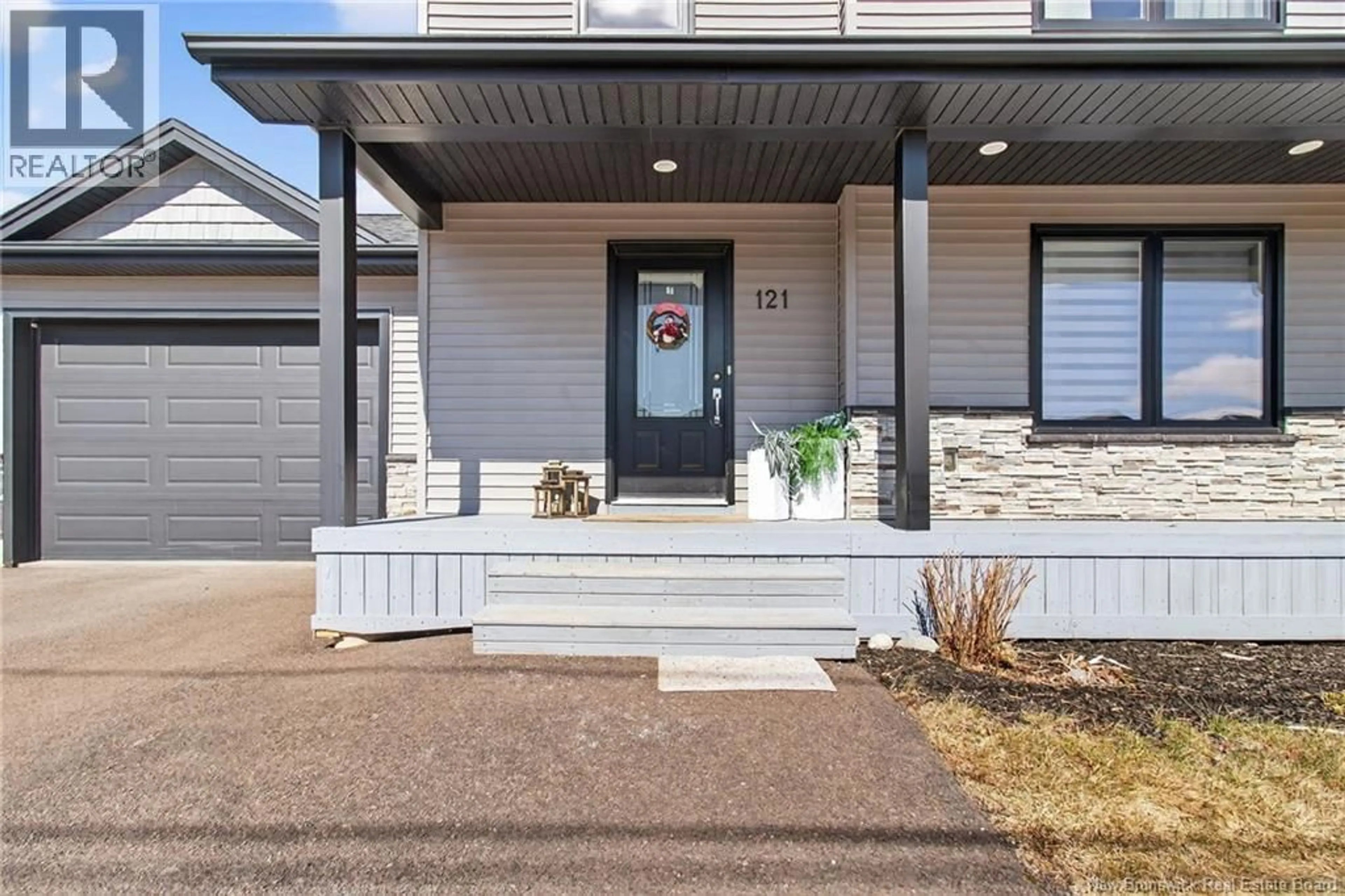 Unknown for 121 O'NEILL, Moncton New Brunswick E1A9L9