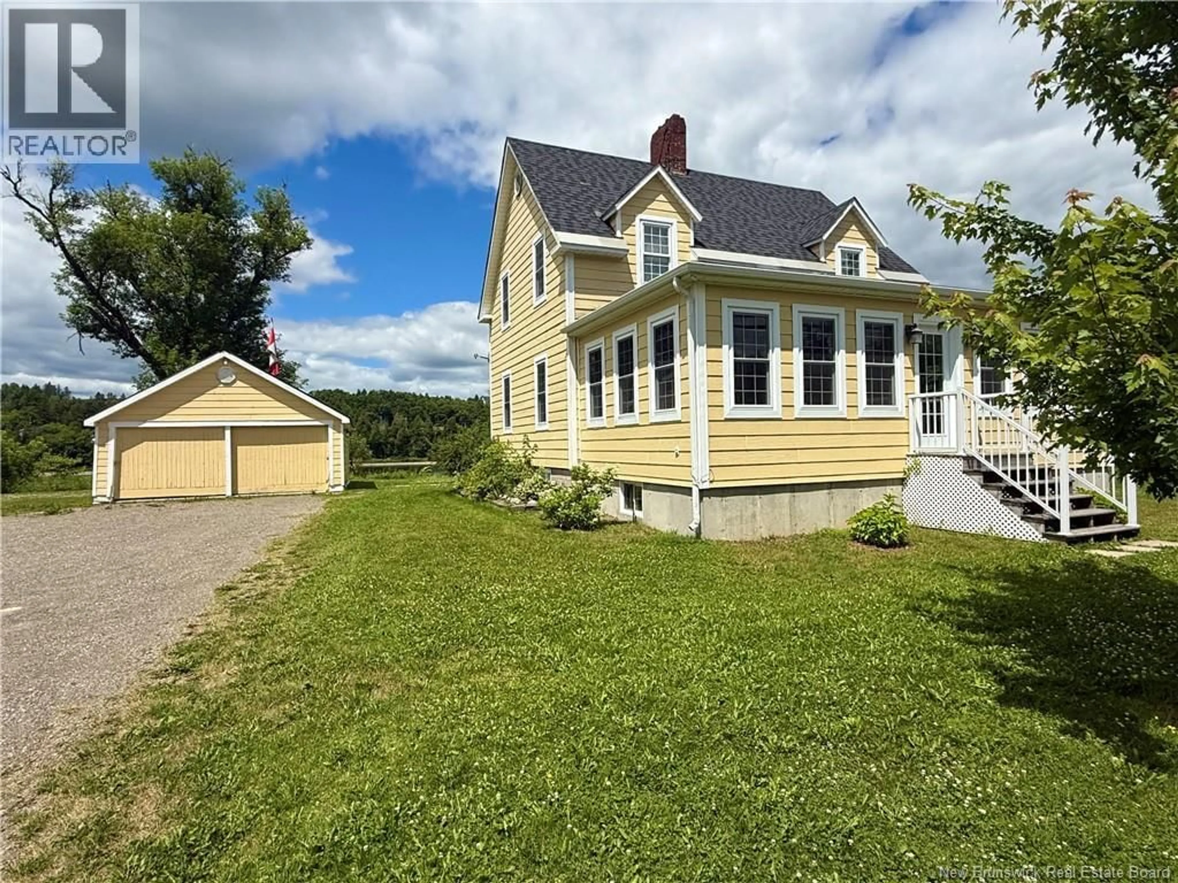 A pic from outside/outdoor area/front of a property/back of a property/a pic from drone, unknown for 557 EAST RIVERSIDE DRIVE, Perth-Andover New Brunswick E7H1Y4