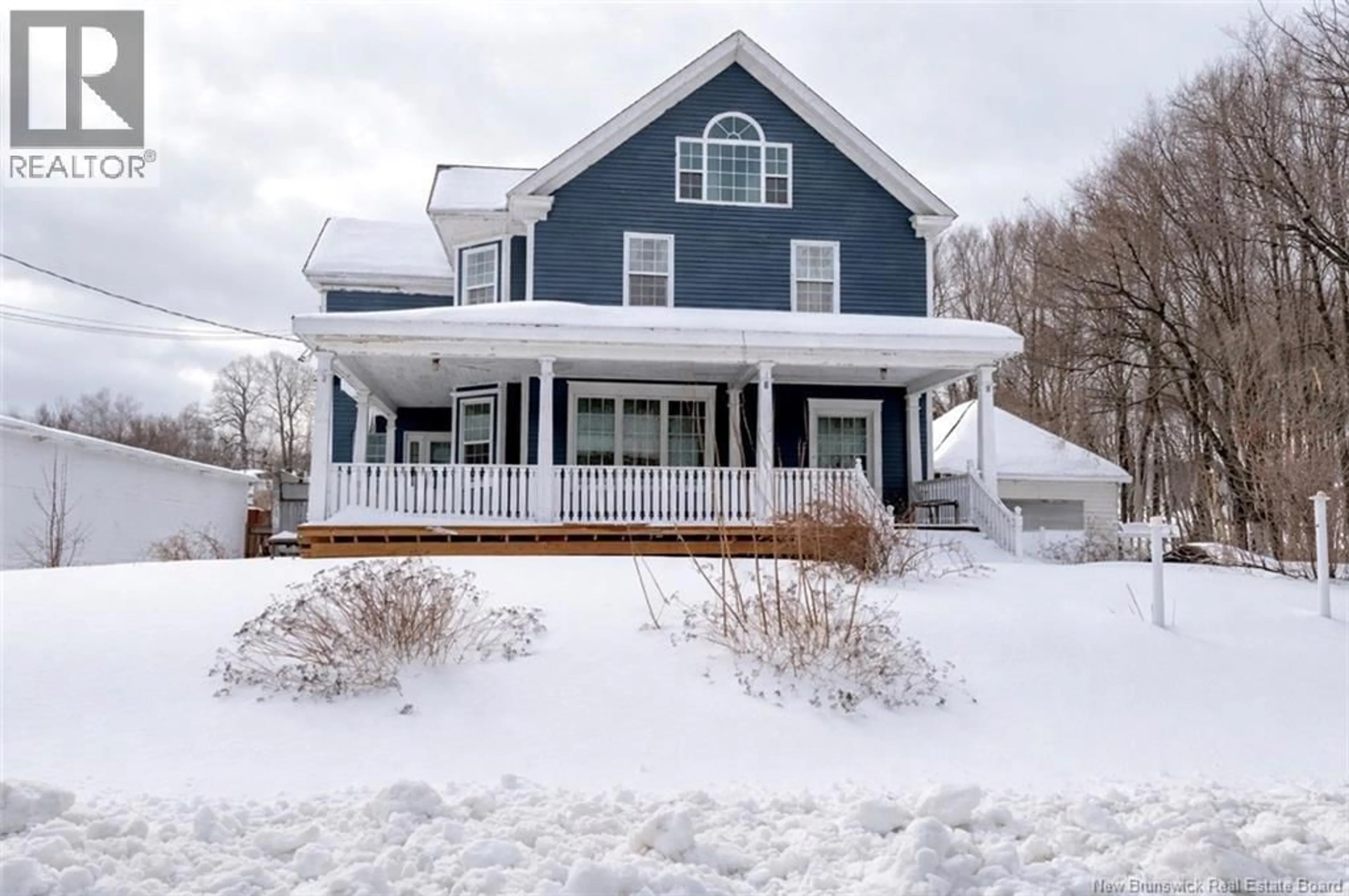 Home with vinyl exterior material, unknown for 344 ST PATRICK, Bathurst New Brunswick E2A1E3