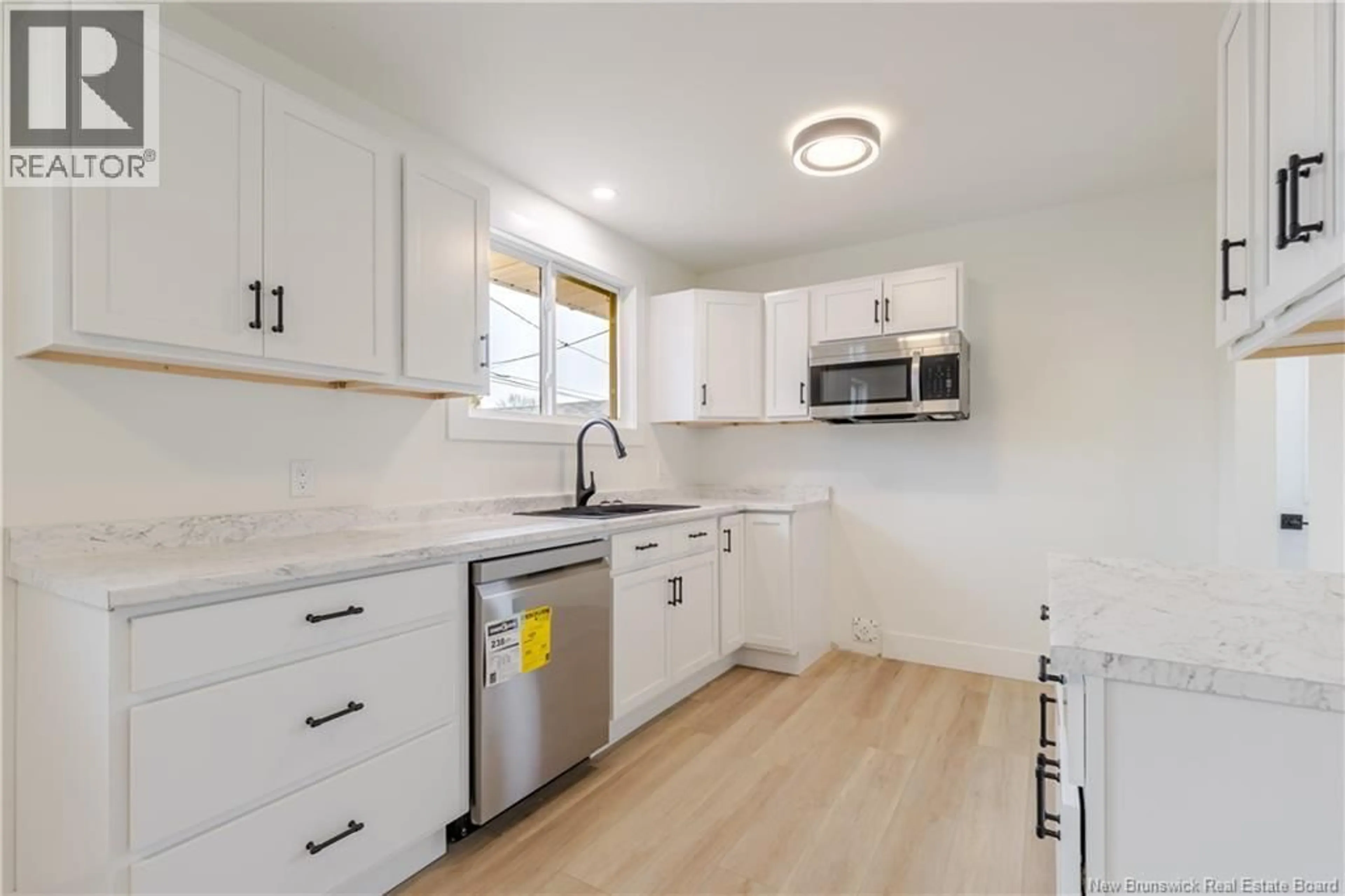 Standard kitchen, unknown for 130 MCADAM AVENUE, Fredericton New Brunswick E3A1G5