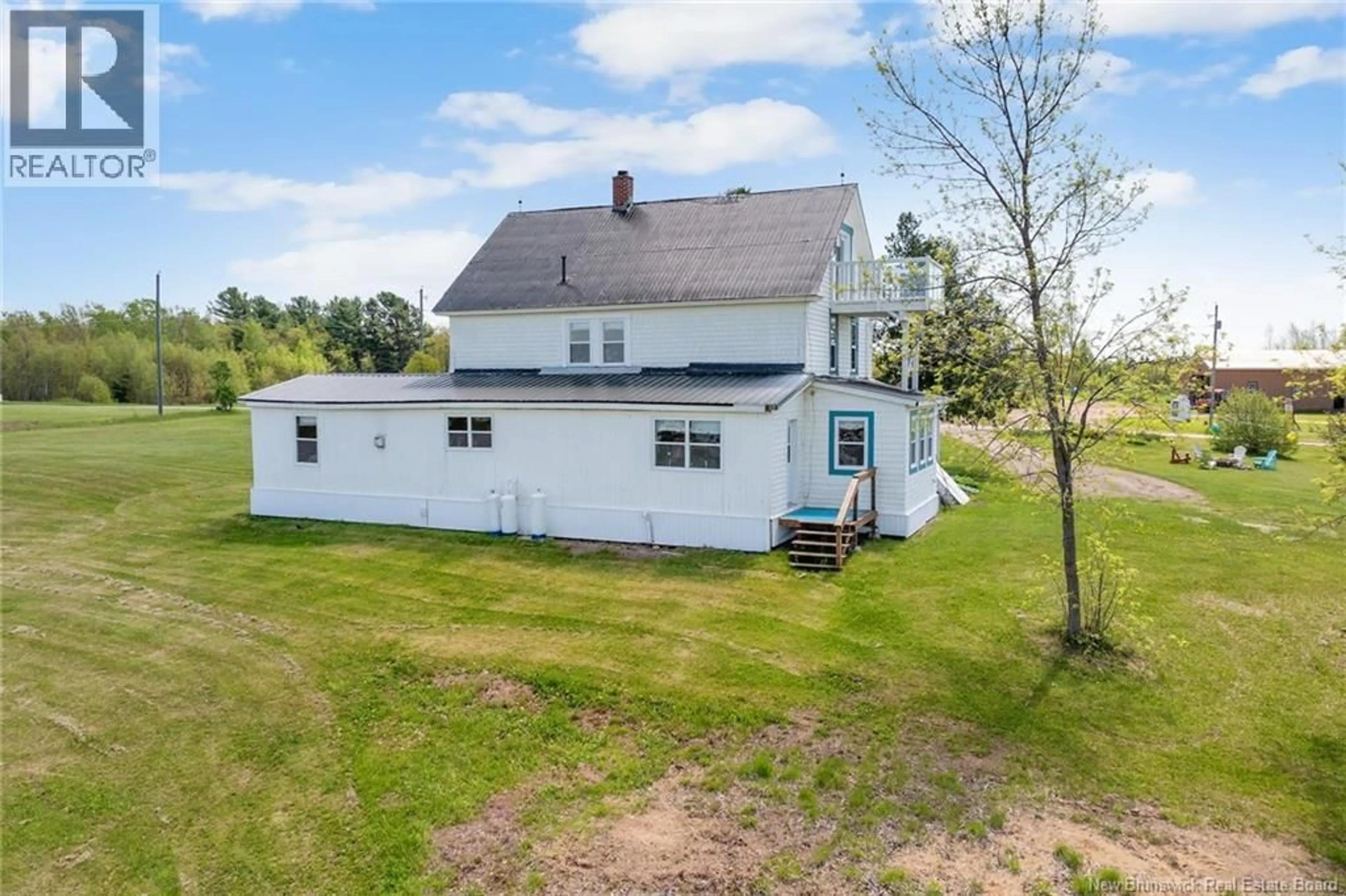A pic from outside/outdoor area/front of a property/back of a property/a pic from drone, water/lake/river/ocean view for 152 MCLEAN ROAD, Cumberland Bay New Brunswick E4A3K1
