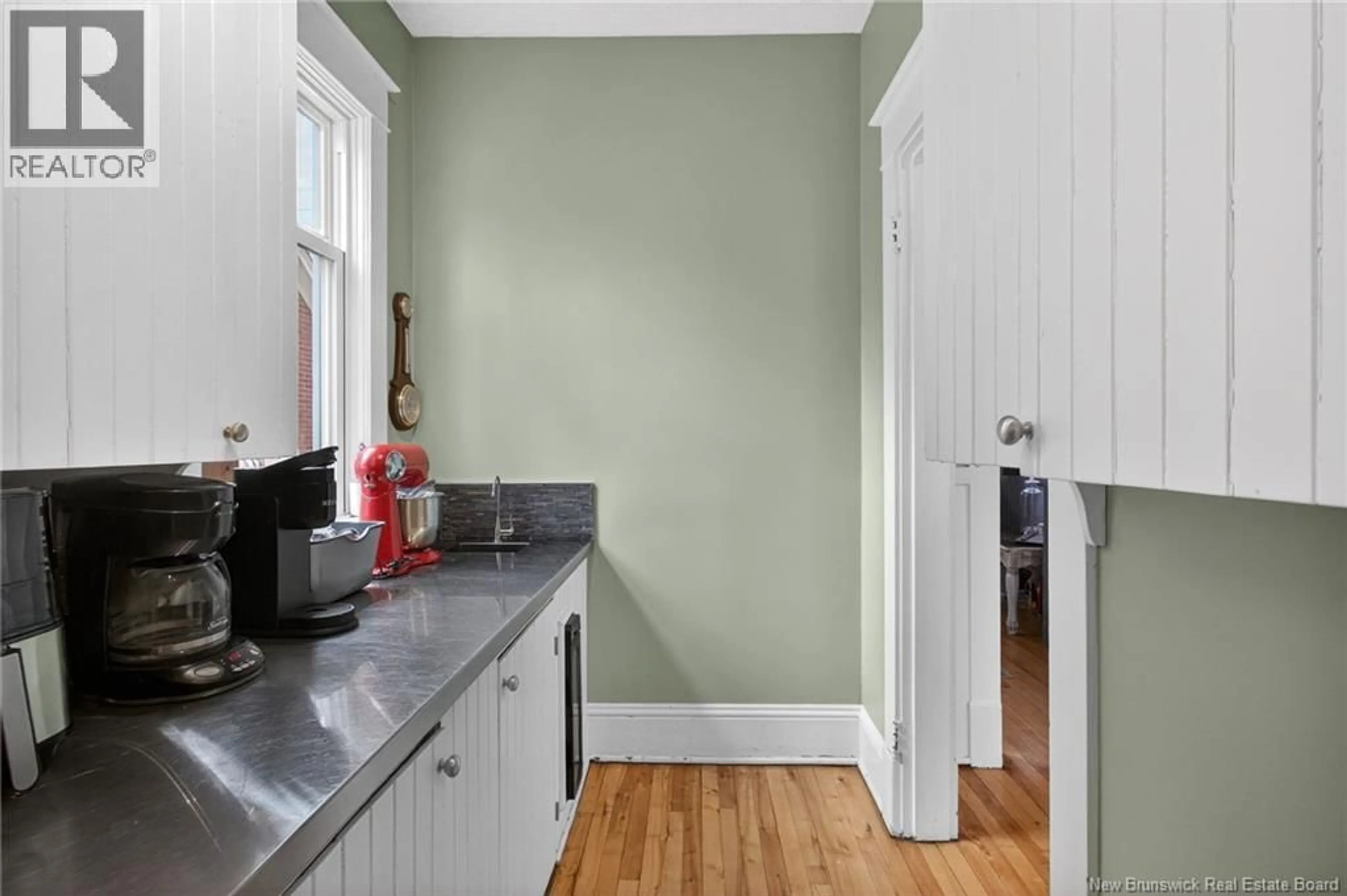 Standard kitchen, unknown for 425 LUTZ STREET, Moncton New Brunswick E1C5H2