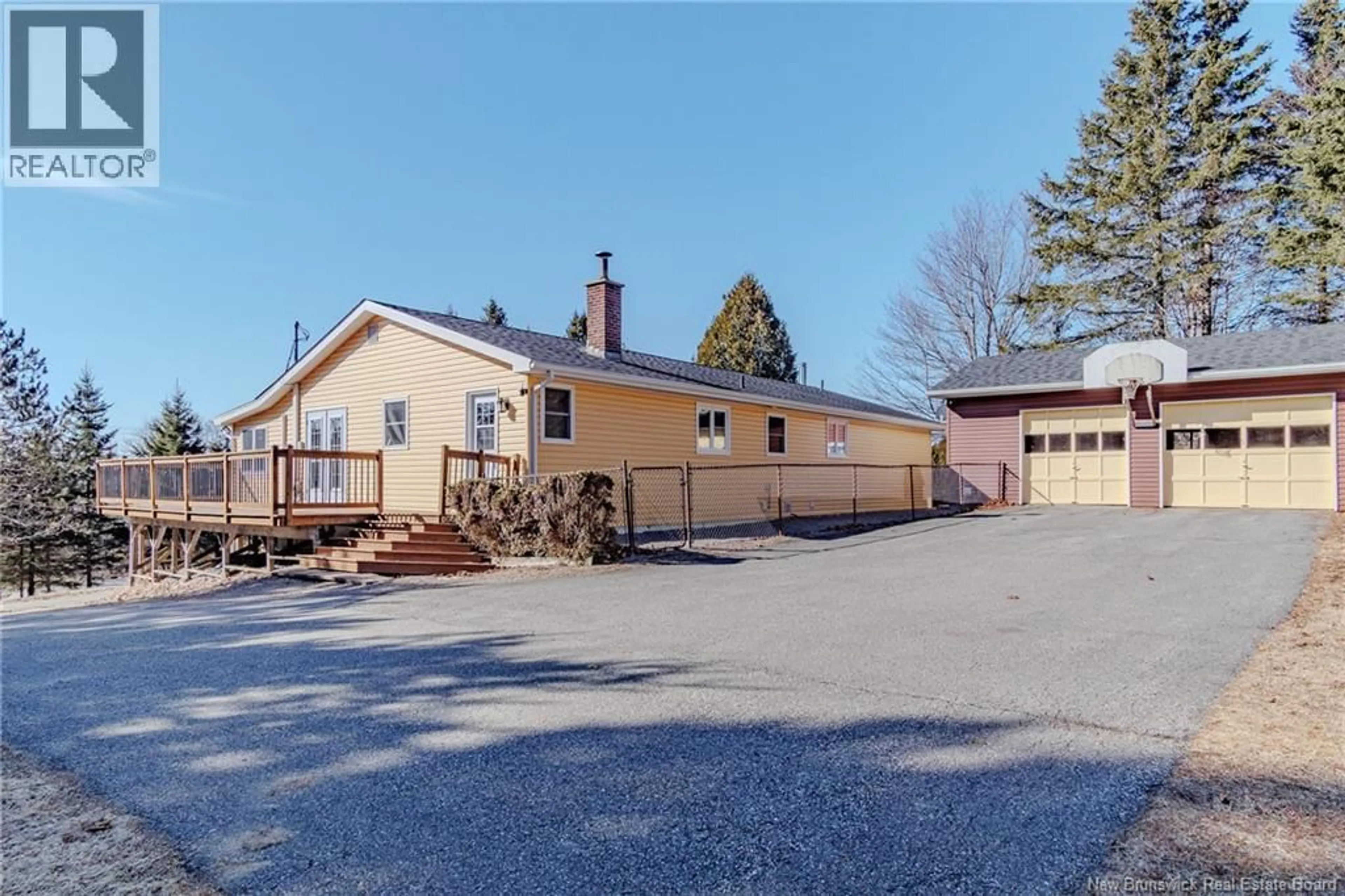 A pic from outside/outdoor area/front of a property/back of a property/a pic from drone, street for 746 ROUTE 845, Kingston New Brunswick E5N1T7