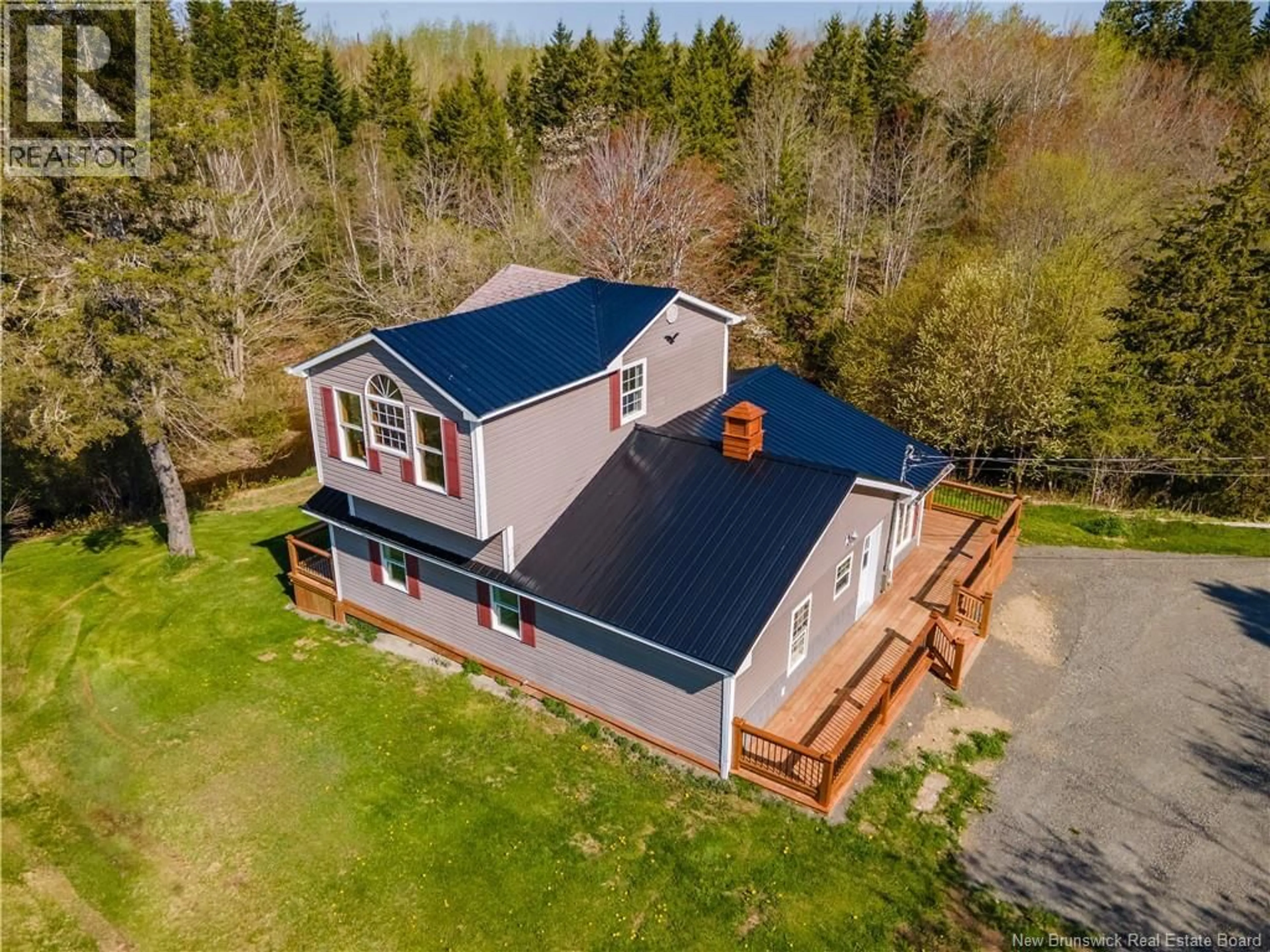 A pic from outside/outdoor area/front of a property/back of a property/a pic from drone, unknown for 914 MURRAY ROAD, Cocagne New Brunswick E4R2V3