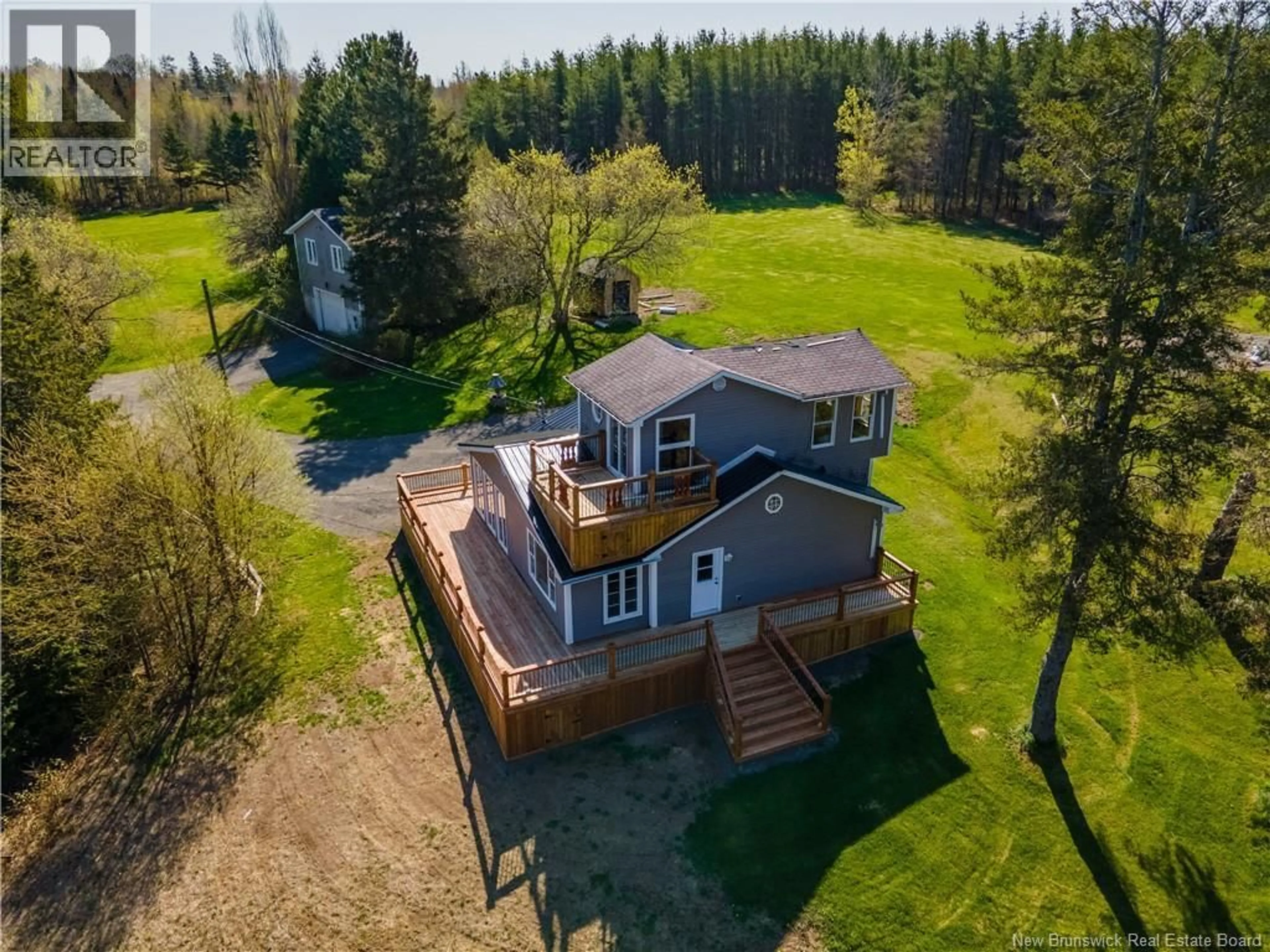 A pic from outside/outdoor area/front of a property/back of a property/a pic from drone, water/lake/river/ocean view for 914 MURRAY ROAD, Cocagne New Brunswick E4R2V3