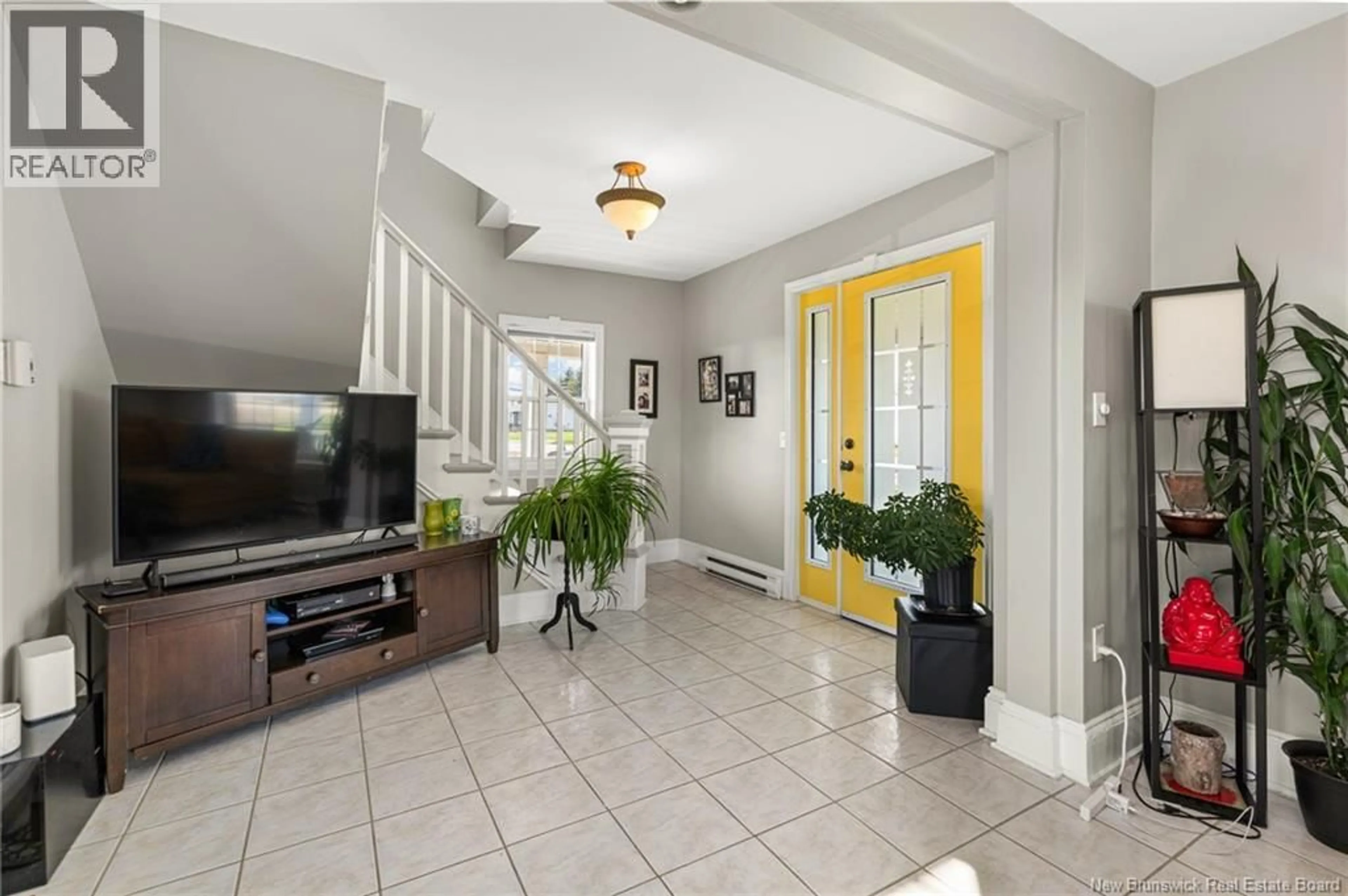 Indoor entryway for 662 ROUTE 535, Cocagne New Brunswick E4R3B5