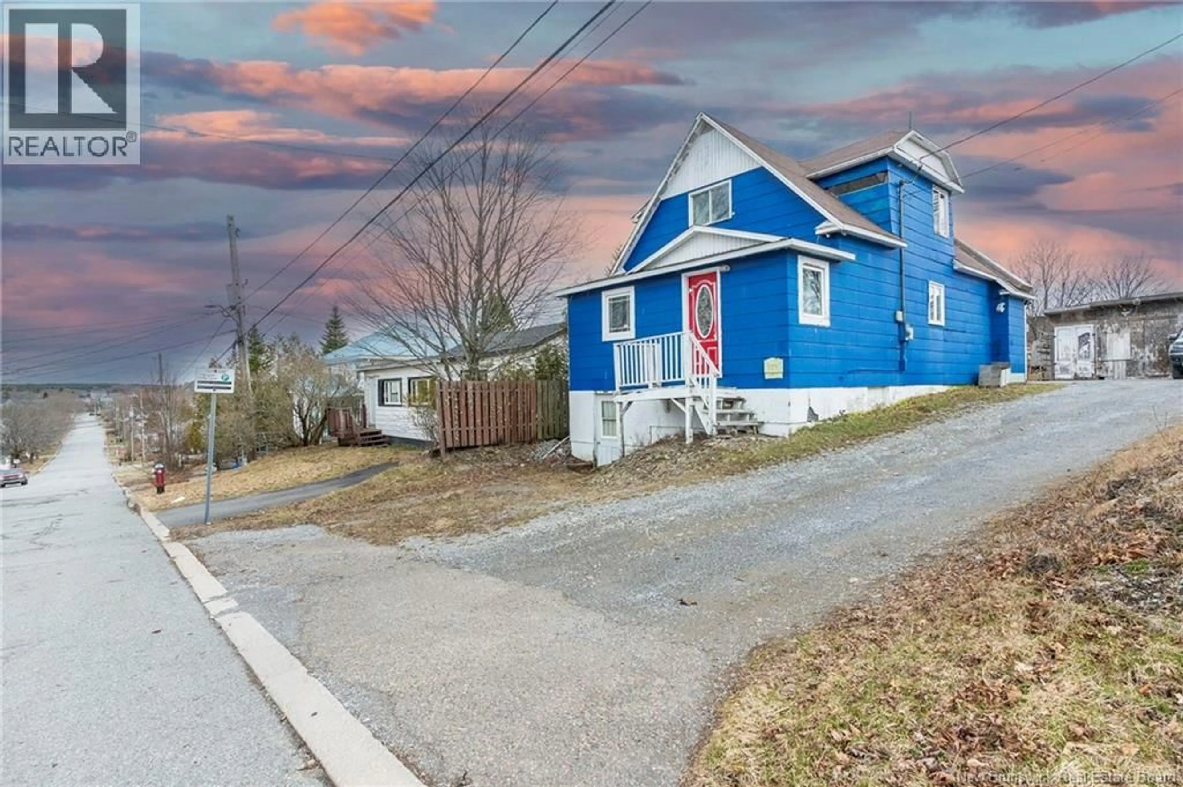 A pic from outside/outdoor area/front of a property/back of a property/a pic from drone, street for 109 TOPEKA STREET, Saint John New Brunswick E2J1J5