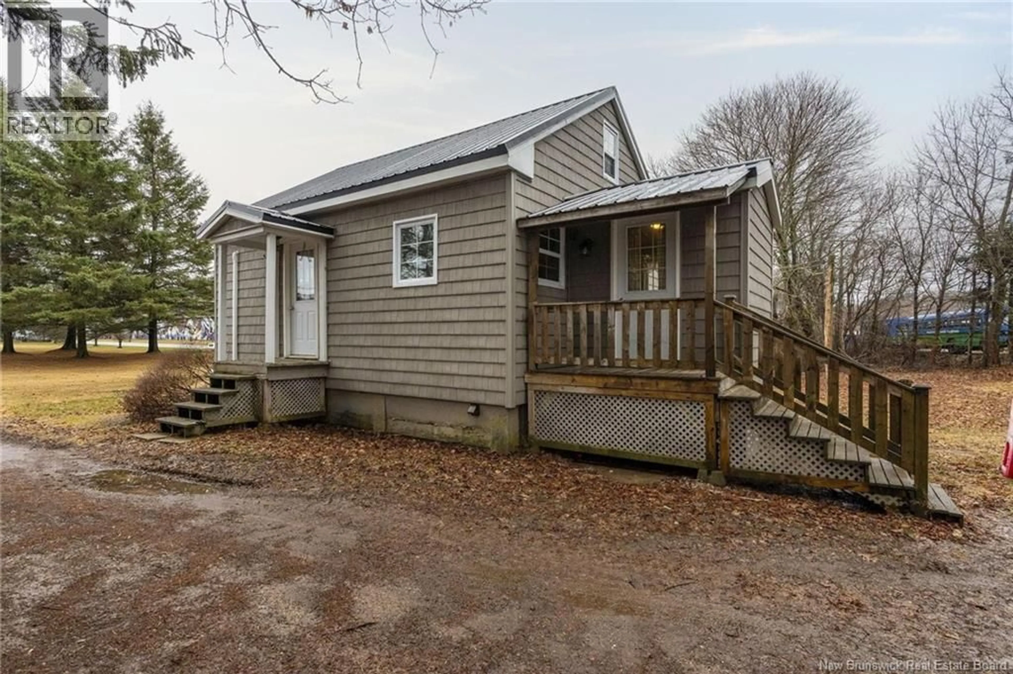 Unknown for 33 MAGNOLIA AVENUE, Sussex New Brunswick E4E2G8