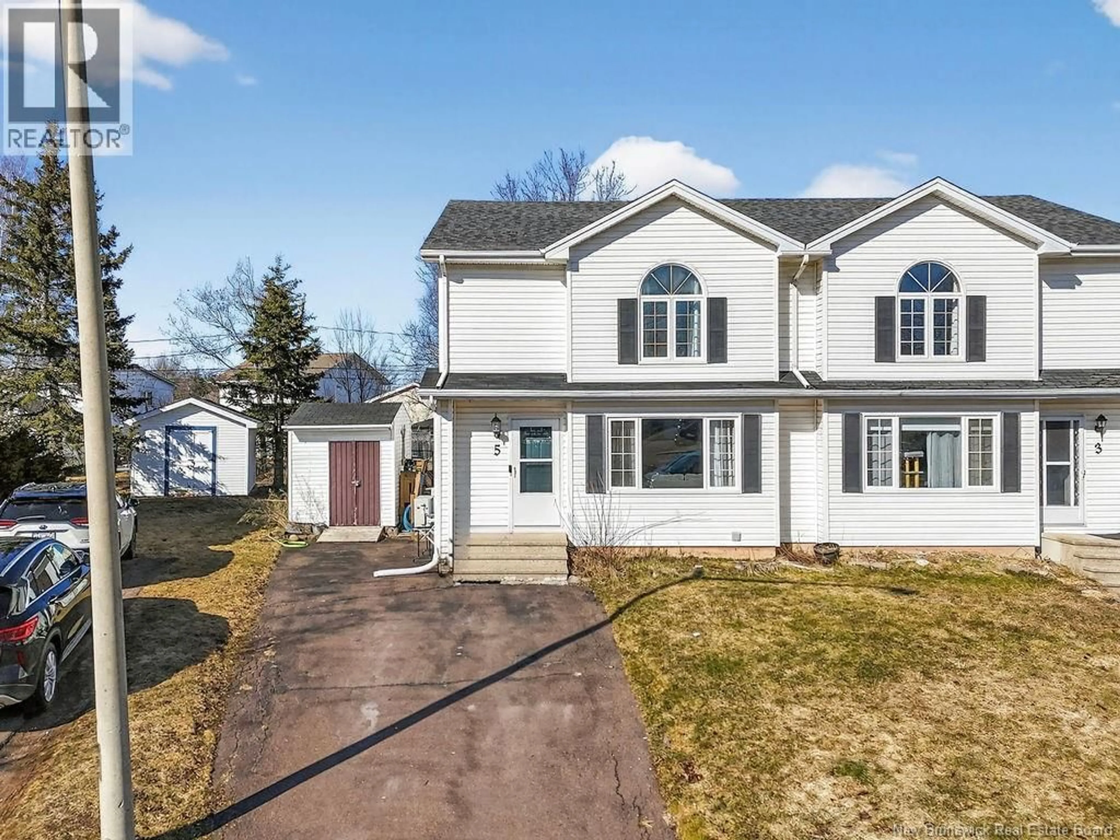 Home with vinyl exterior material, street for 5 SABLE COURT, Moncton New Brunswick E1G2H5