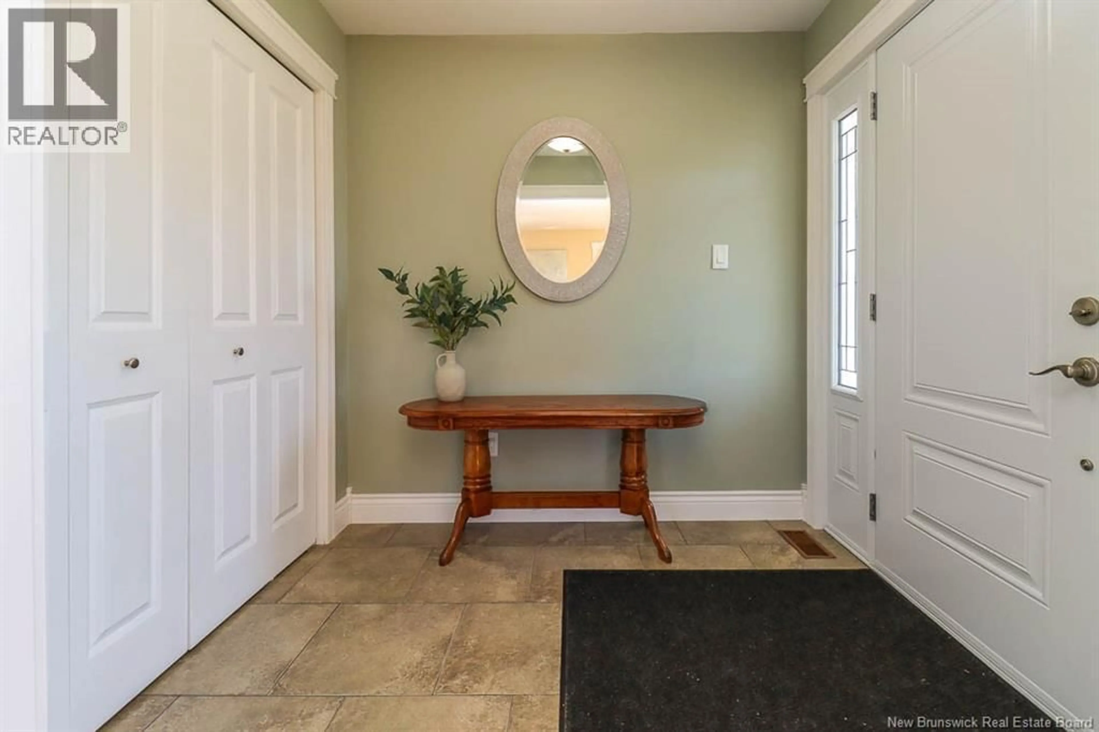 Indoor entryway for 36 GRANITE DRIVE, Quispamsis New Brunswick E2E0E4