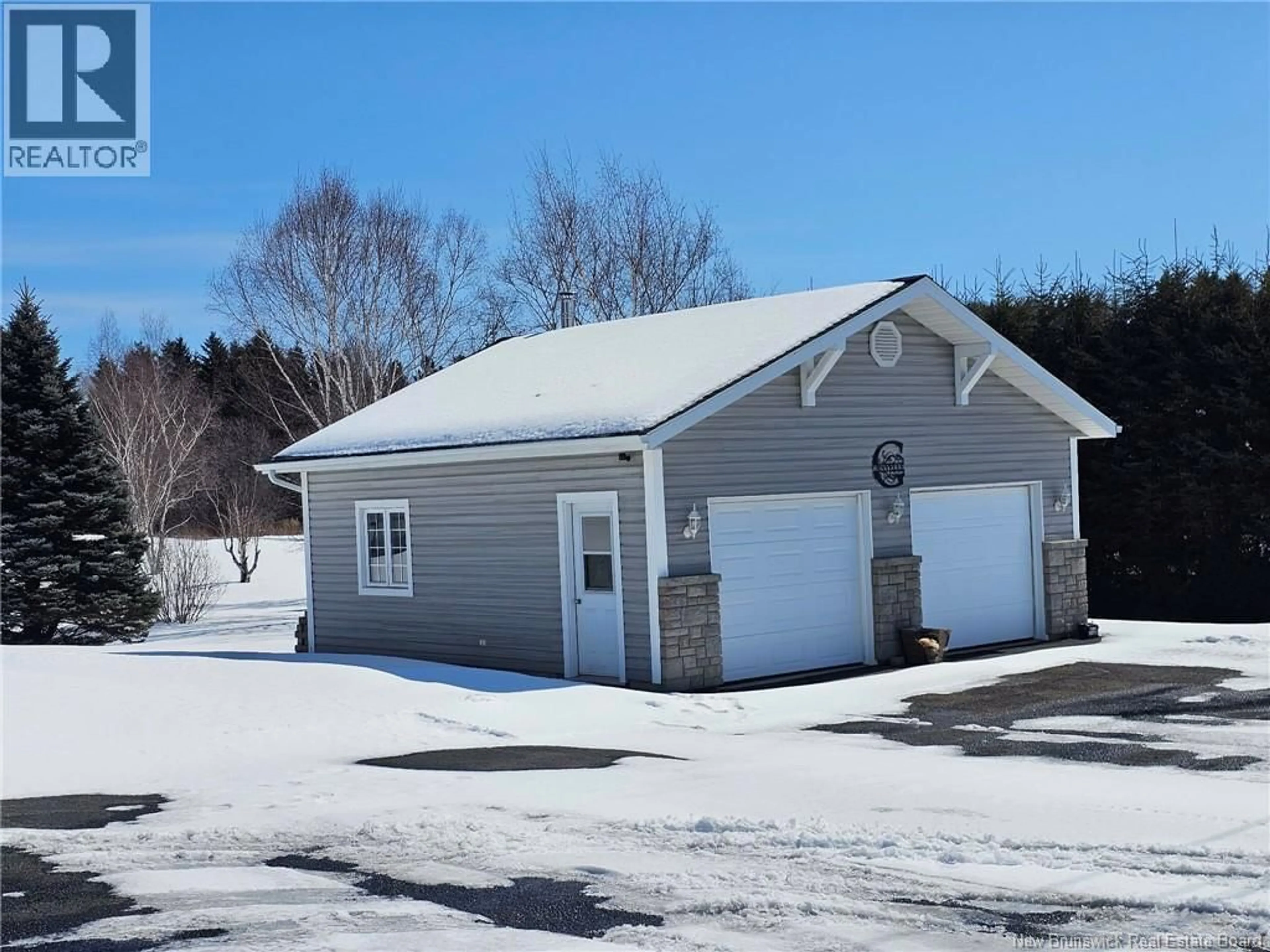 Indoor garage for 68 THERIAULT STREET, Grand Falls New Brunswick E3Y1B5