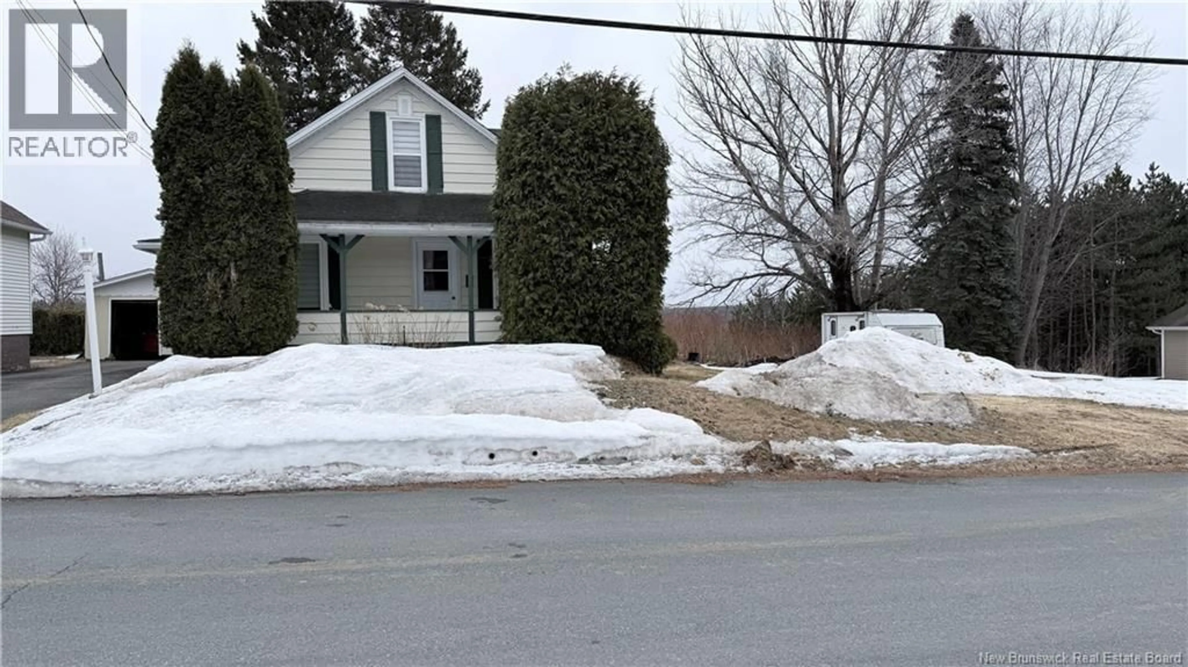 Unknown for 41 LAPOINTE STREET, Saint-Léonard New Brunswick E7E1X3