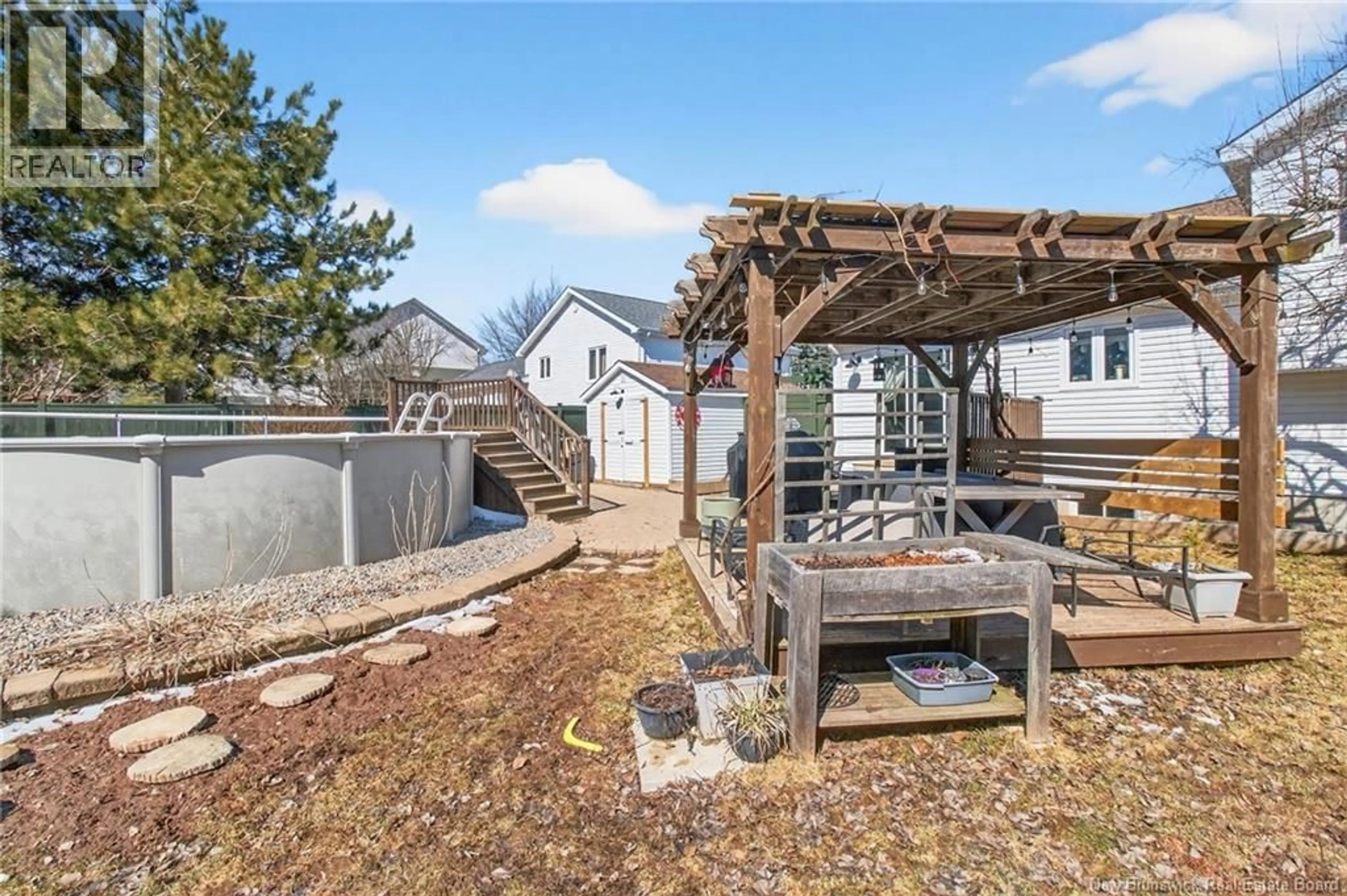 Shed for 376 EUNICE, Dieppe New Brunswick E1A5V6