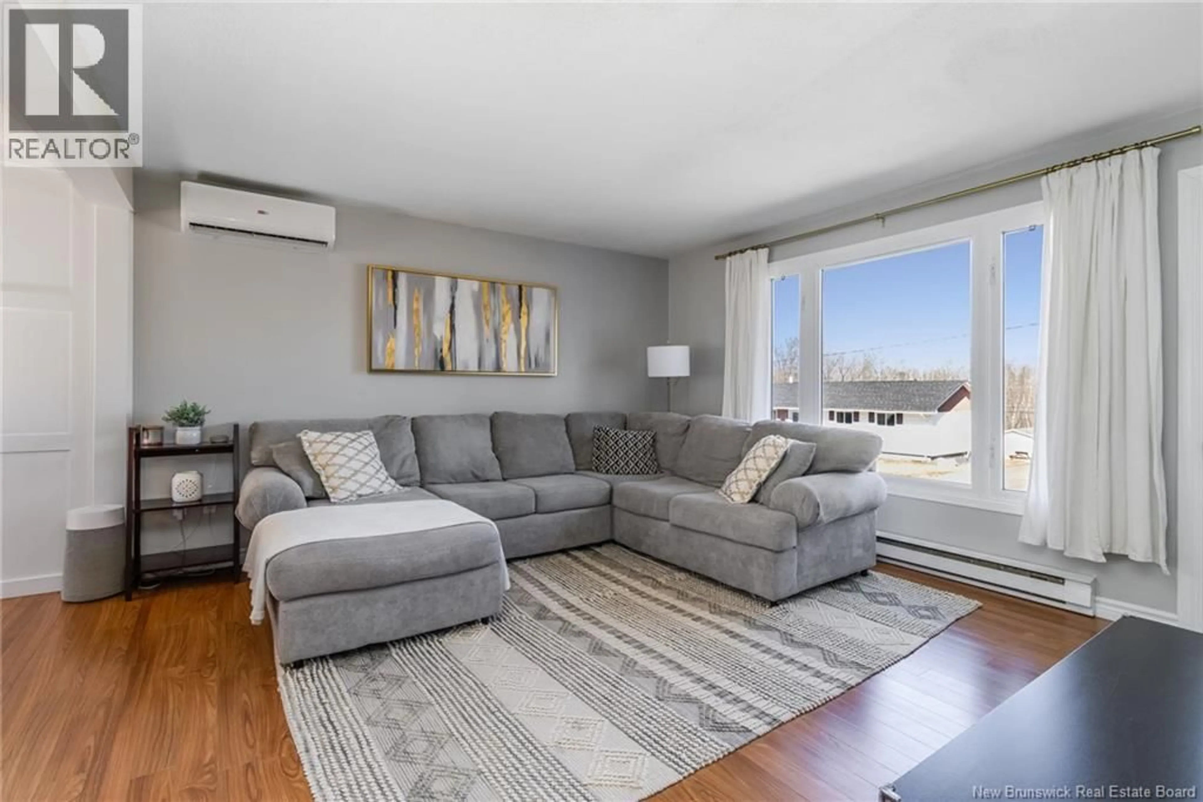 Living room with furniture, unknown for 409 GARDINER STREET, Oromocto New Brunswick E2V1G4