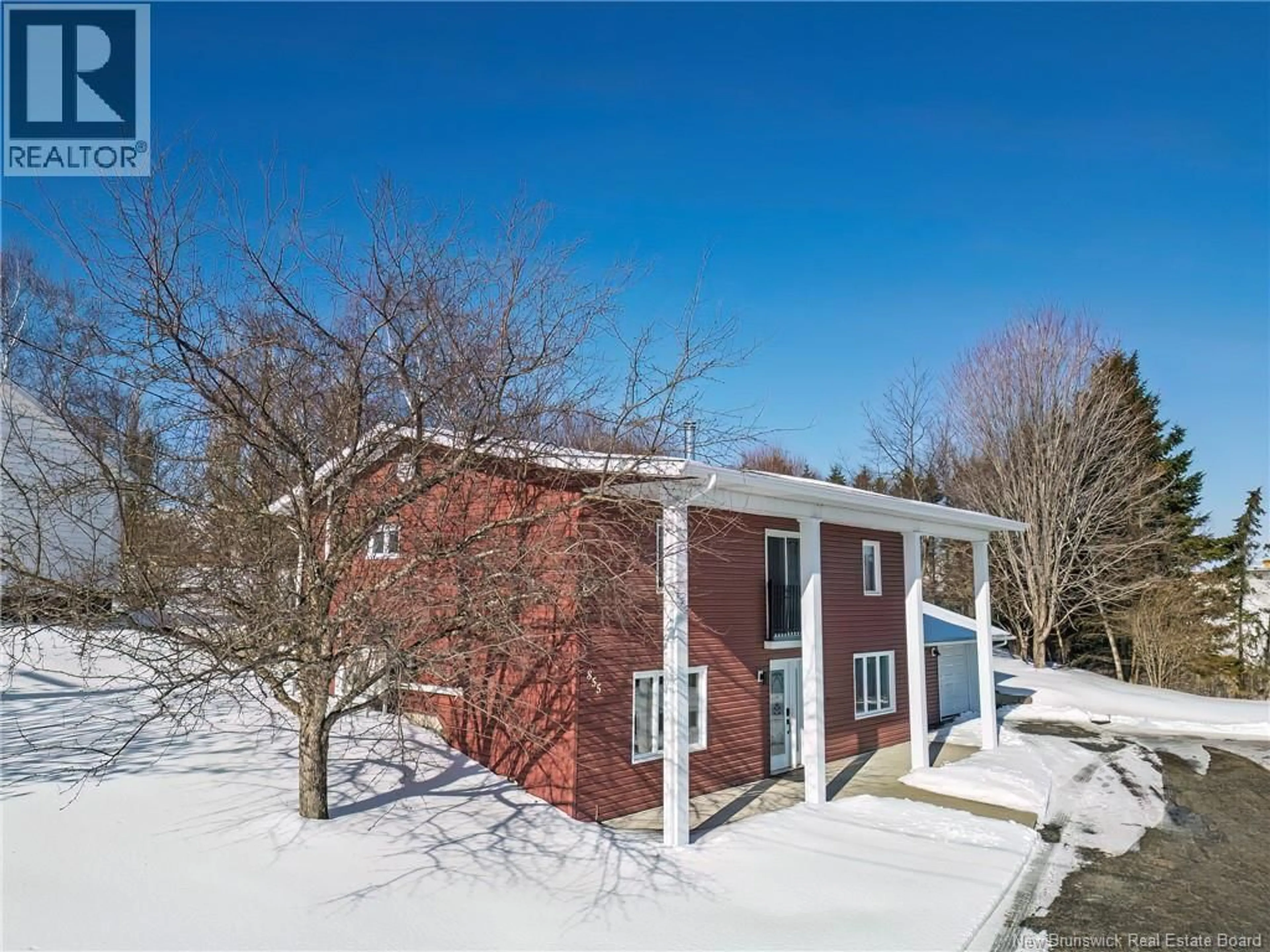 A pic from outside/outdoor area/front of a property/back of a property/a pic from drone, building for 855 WALKER STREET, Grand Falls New Brunswick E3Z1A4