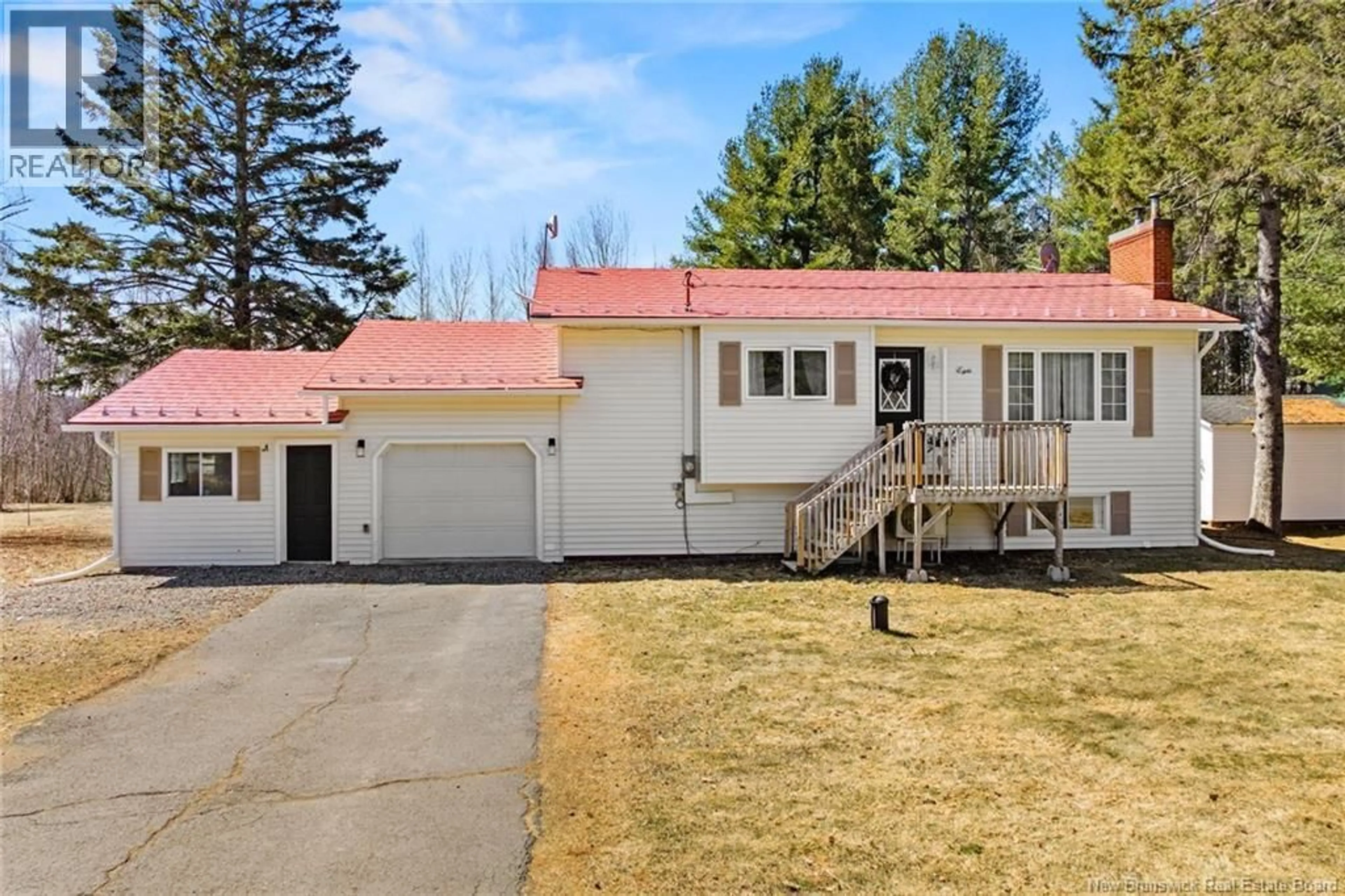 Home with vinyl exterior material, street for 8 DUPLISEA ROAD, Central Blissville New Brunswick E5L1R9