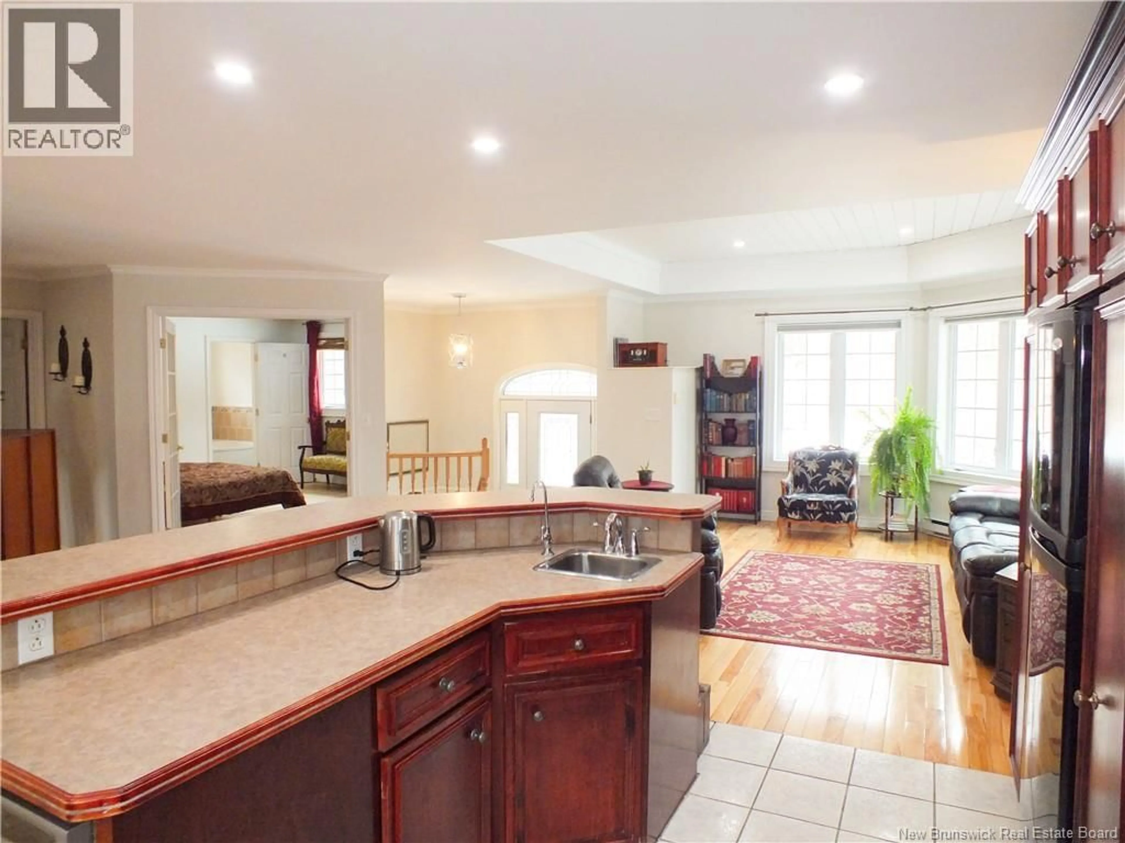 Open concept kitchen, ceramic/tile floor for 28 MOUNTAIN VIEW CRESCENT, Oakland New Brunswick E7L2V8