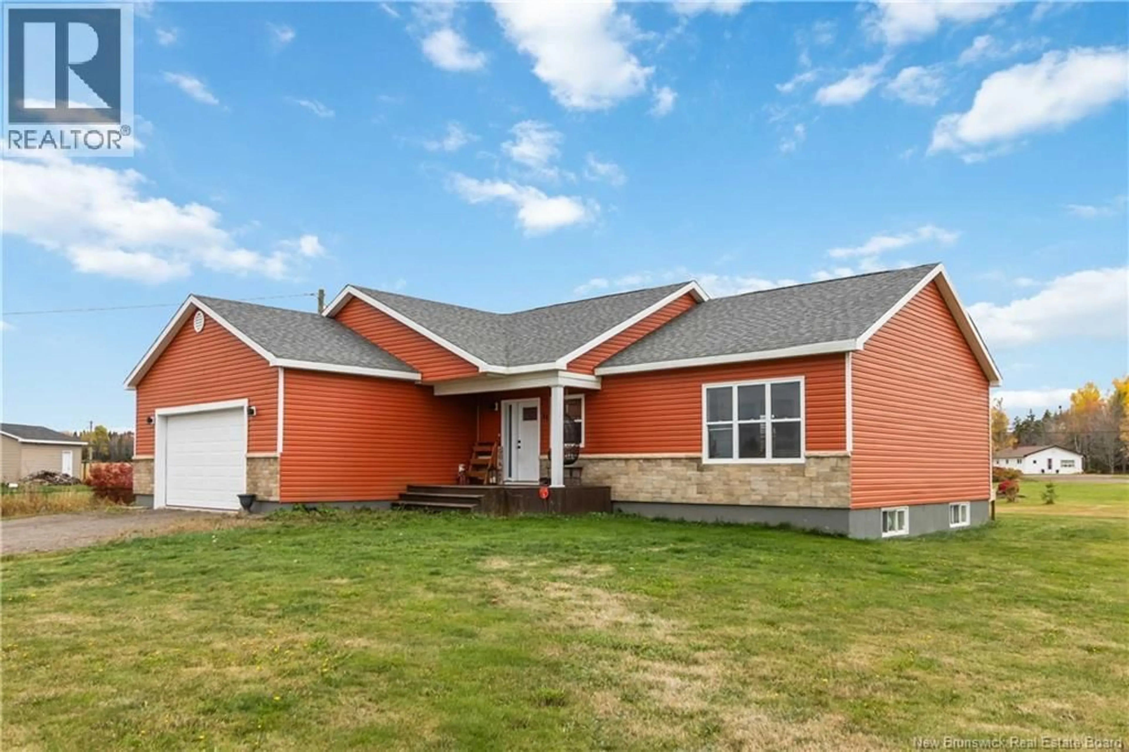 Home with vinyl exterior material, building for 11 TUCKER, Upper Coverdale New Brunswick E1J1X8