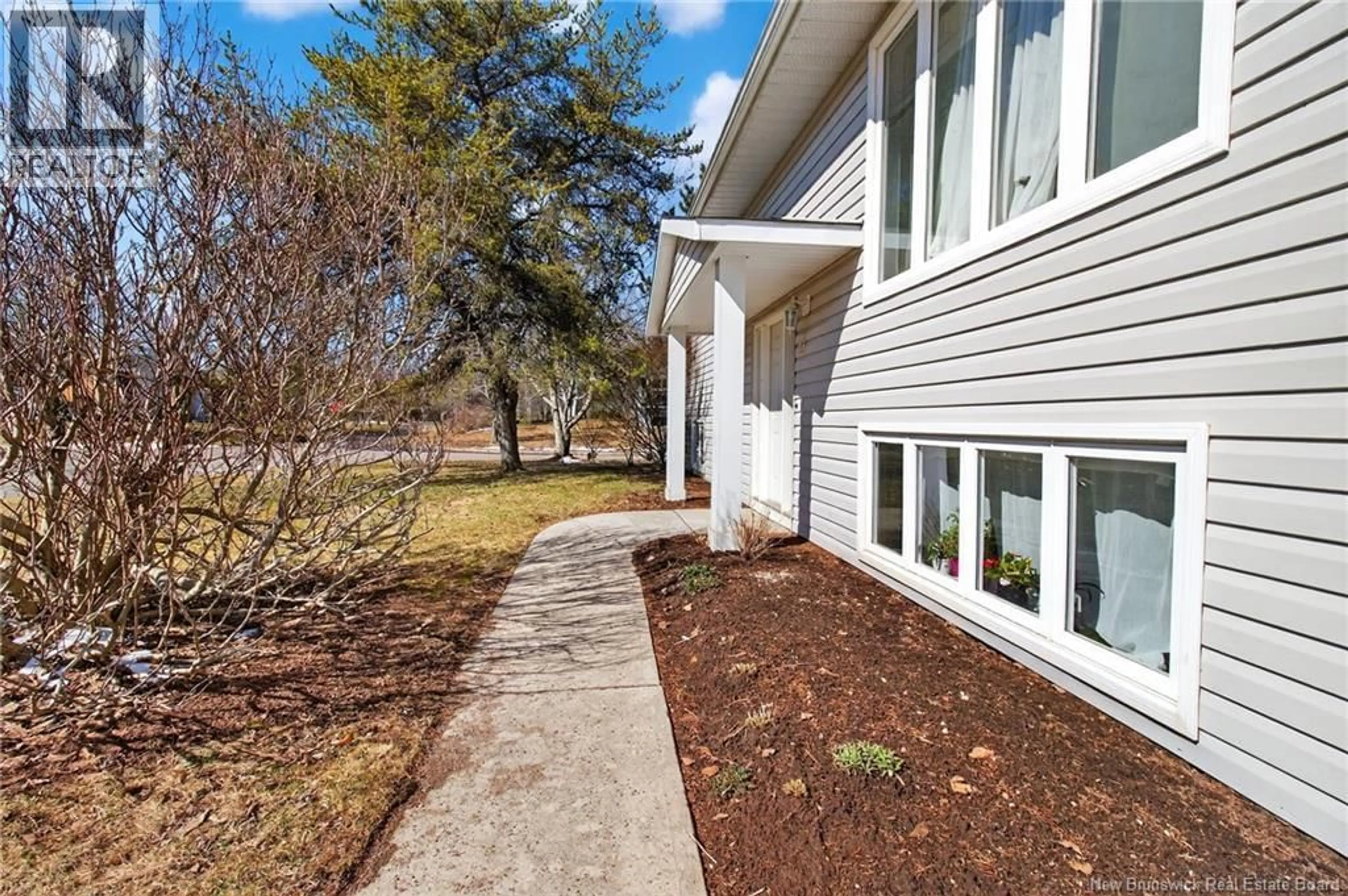 Unknown for 23 PEMBROKE STREET, Riverview New Brunswick E1B3Z9