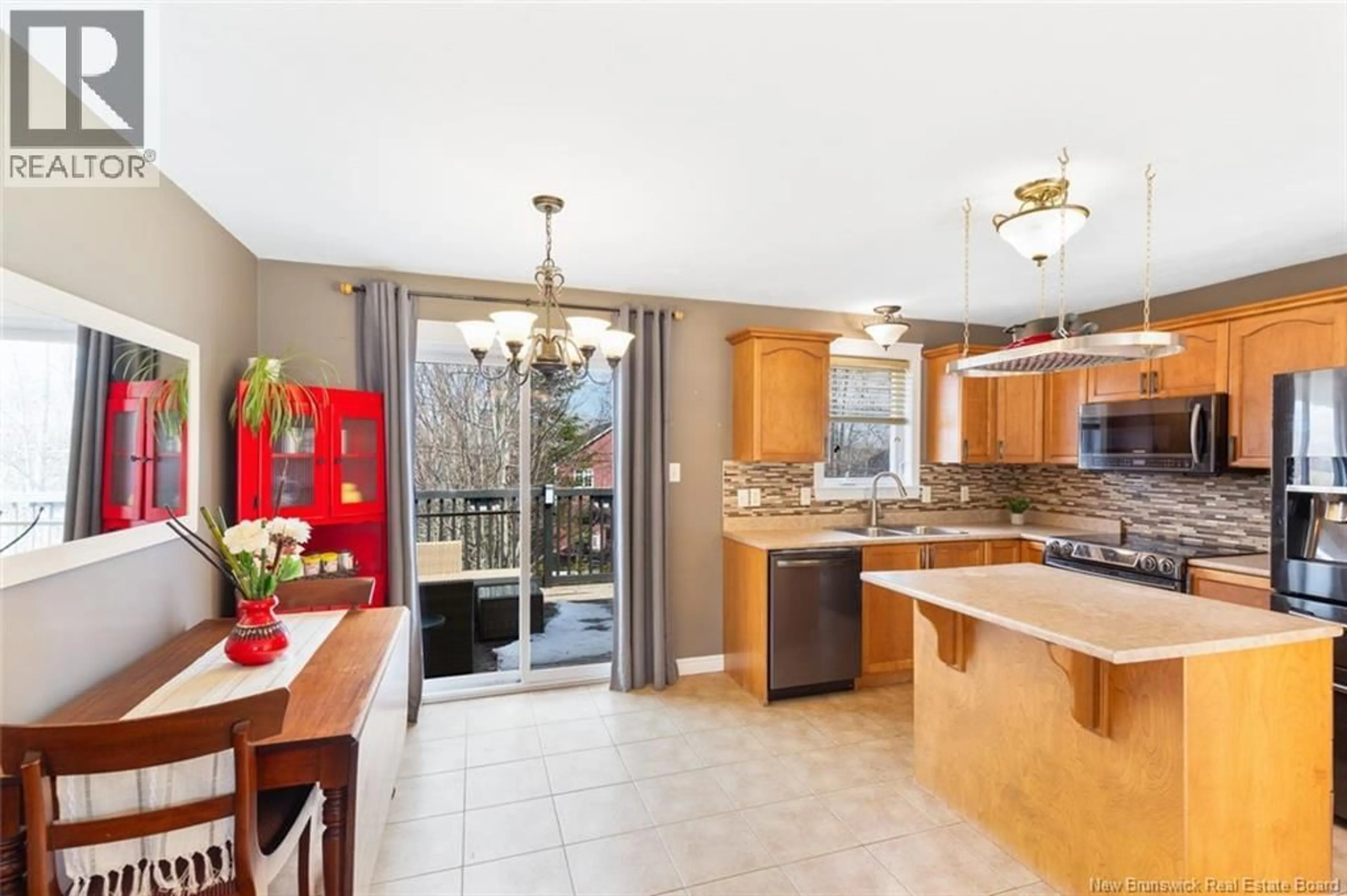 Open concept kitchen, ceramic/tile floor for 75 MCANDREW STREET, Moncton New Brunswick E1G4Z2