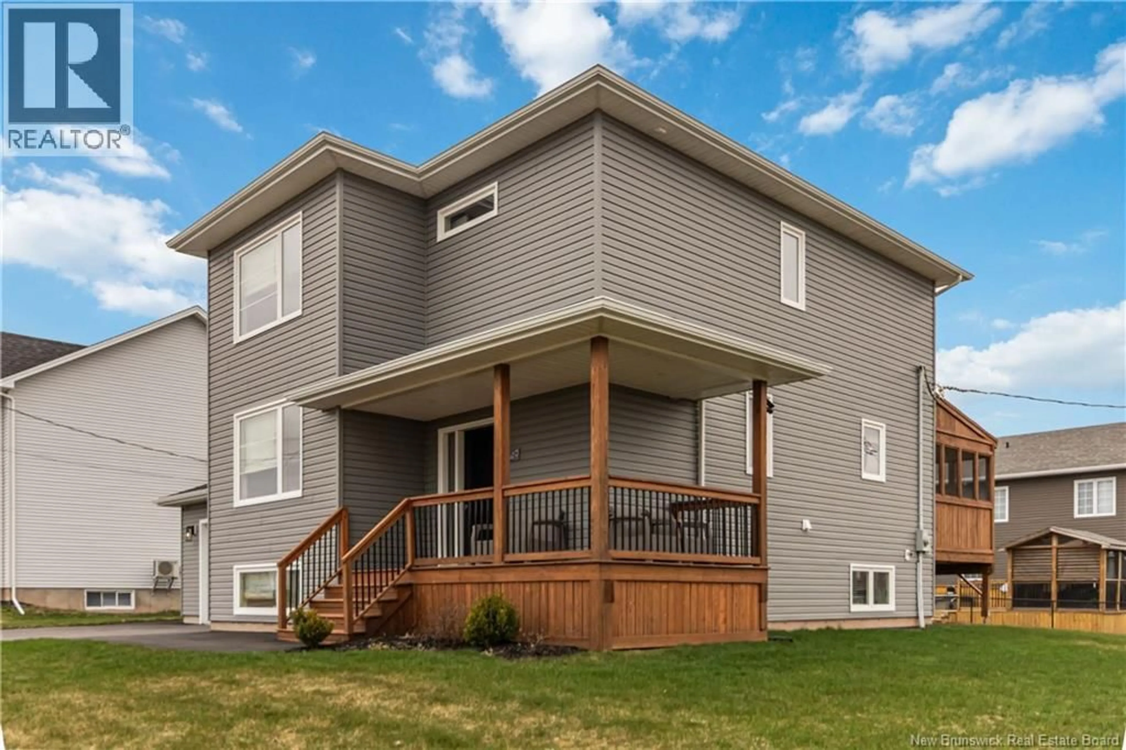 Home with vinyl exterior material, building for 149 OAKFIELD DRIVE, Riverview New Brunswick E1B0S7