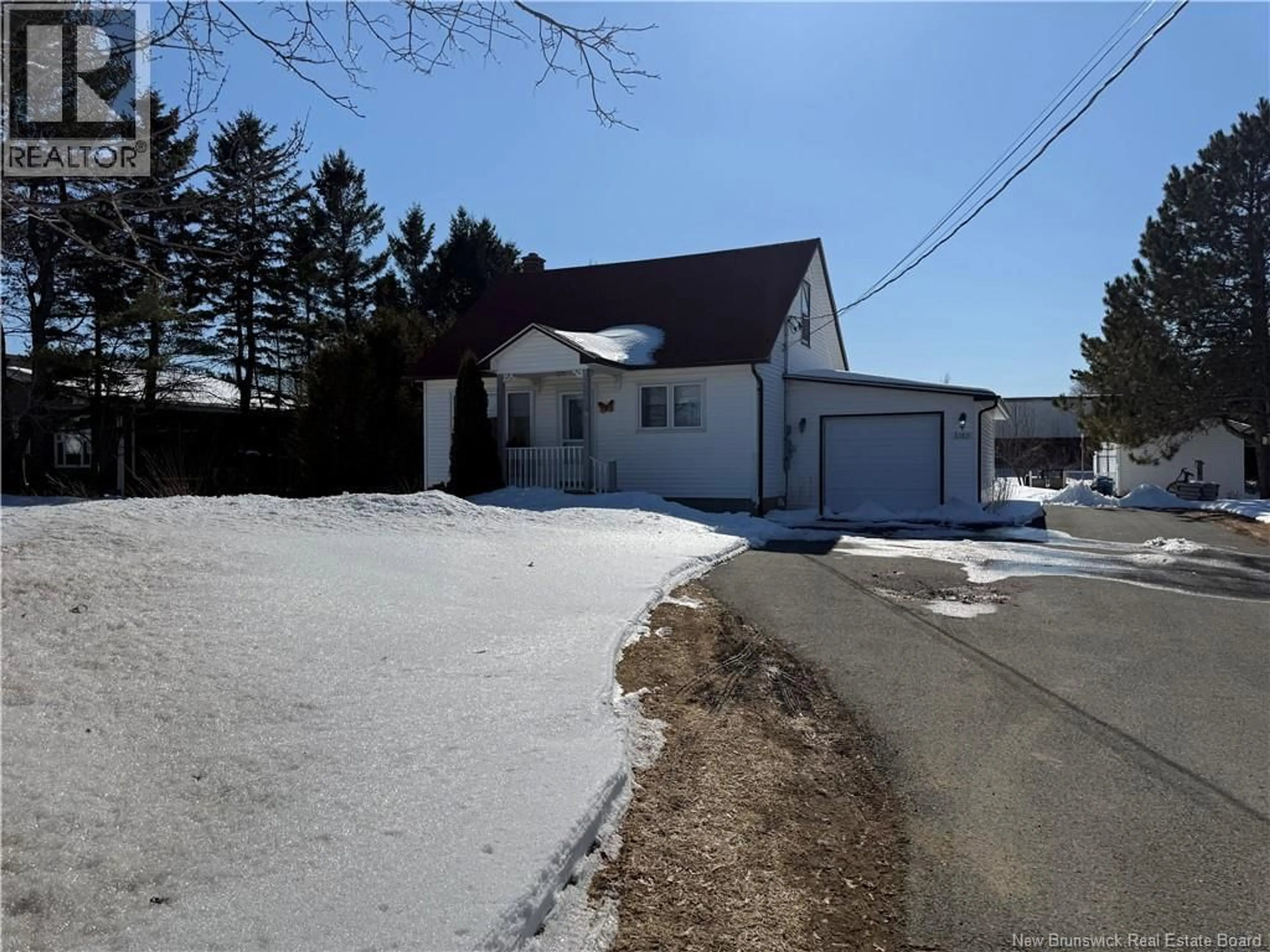 A pic from outside/outdoor area/front of a property/back of a property/a pic from drone, street for 3783 RUE PRINCIPALE, Tracadie New Brunswick E1X1E3