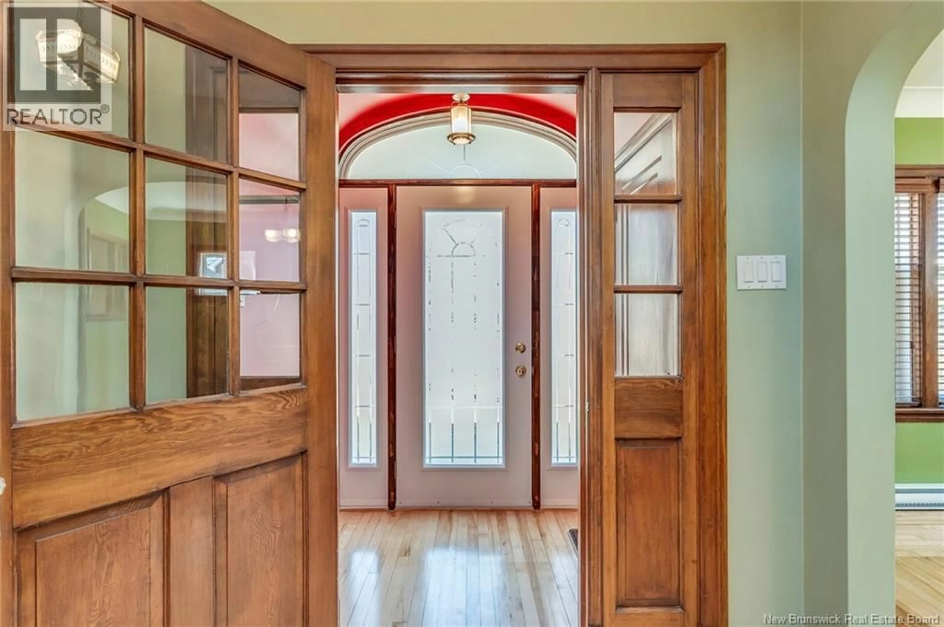 Indoor entryway for 996 ROYAL ROAD, Memramcook New Brunswick E4K1X8