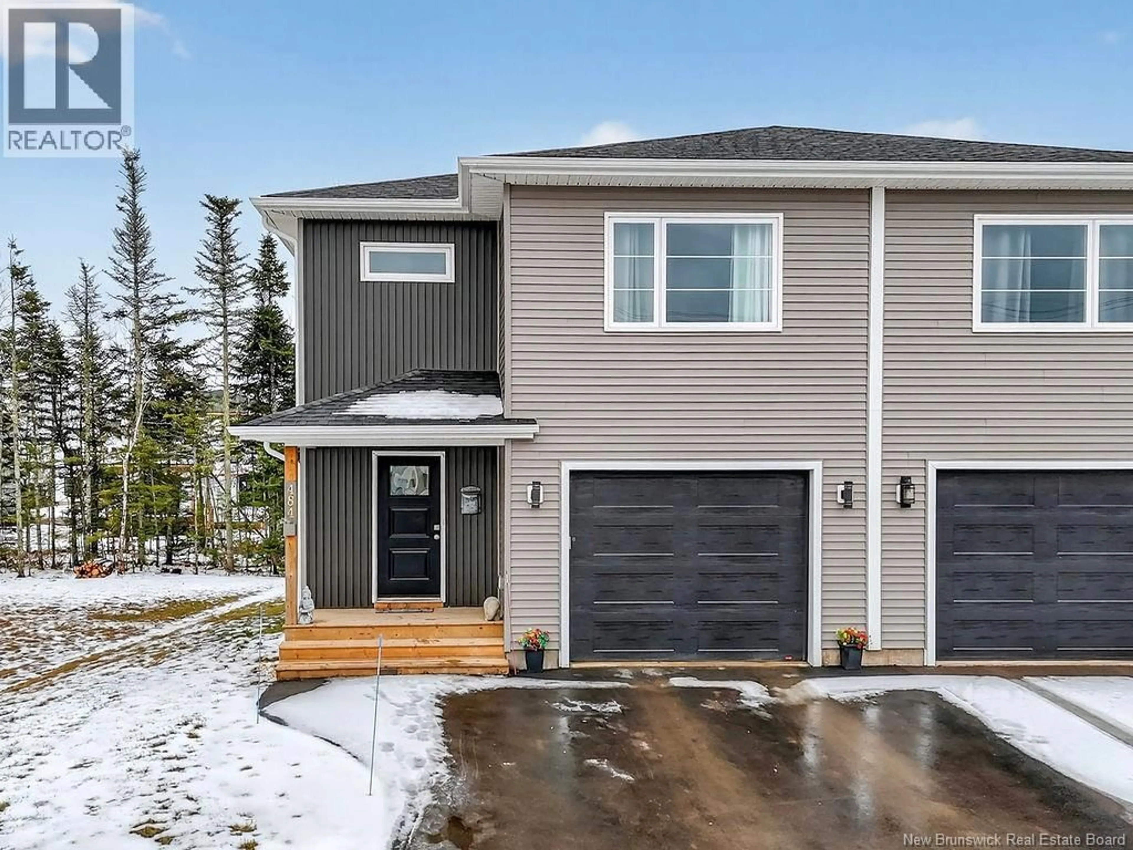 Home with vinyl exterior material, street for 484 MAPLEHURST DRIVE, Moncton New Brunswick E1G0E5