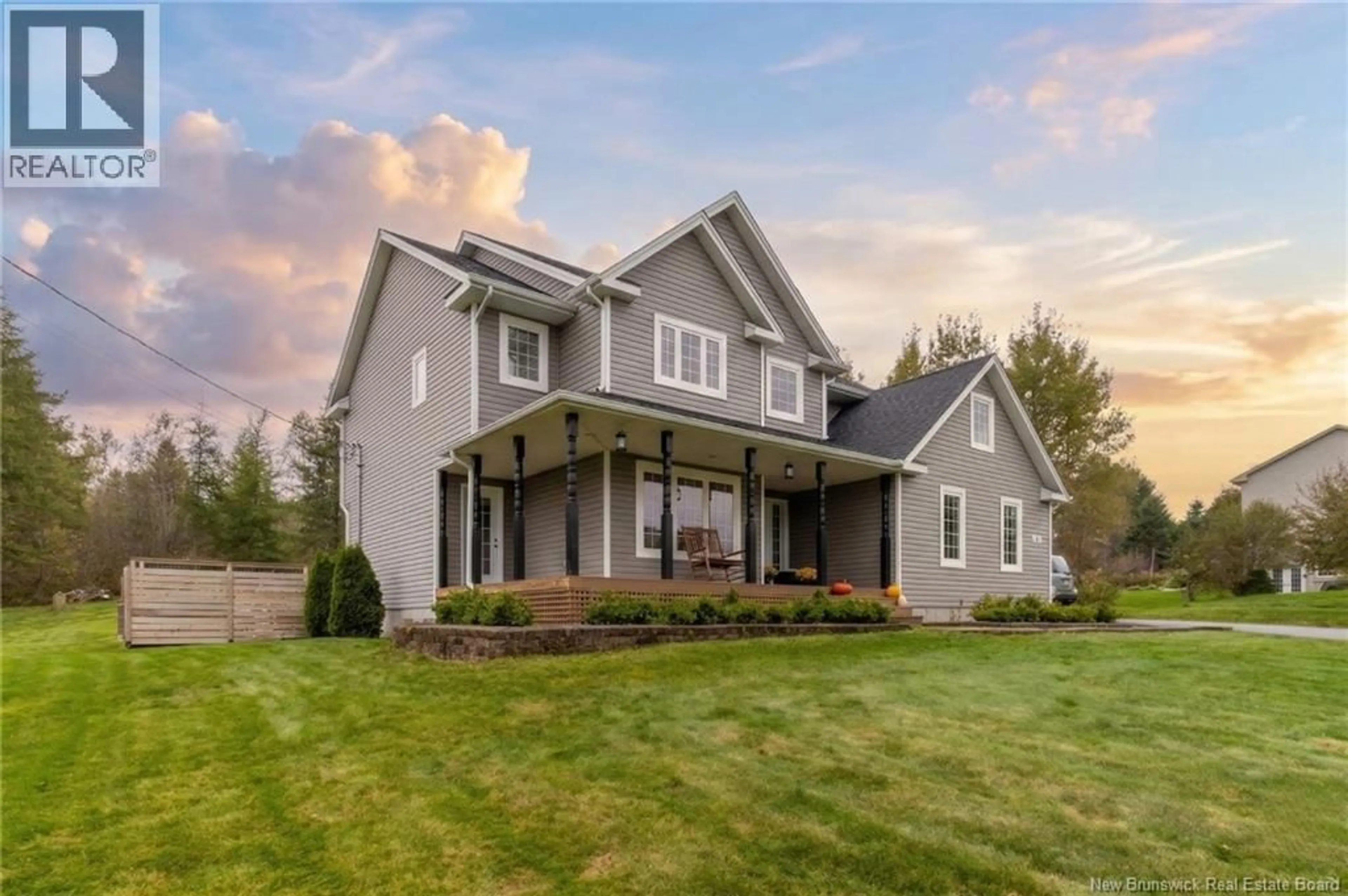 Home with vinyl exterior material, unknown for 24 SLEEPY HOLLOW LANE, Quispamsis New Brunswick E2G2C7