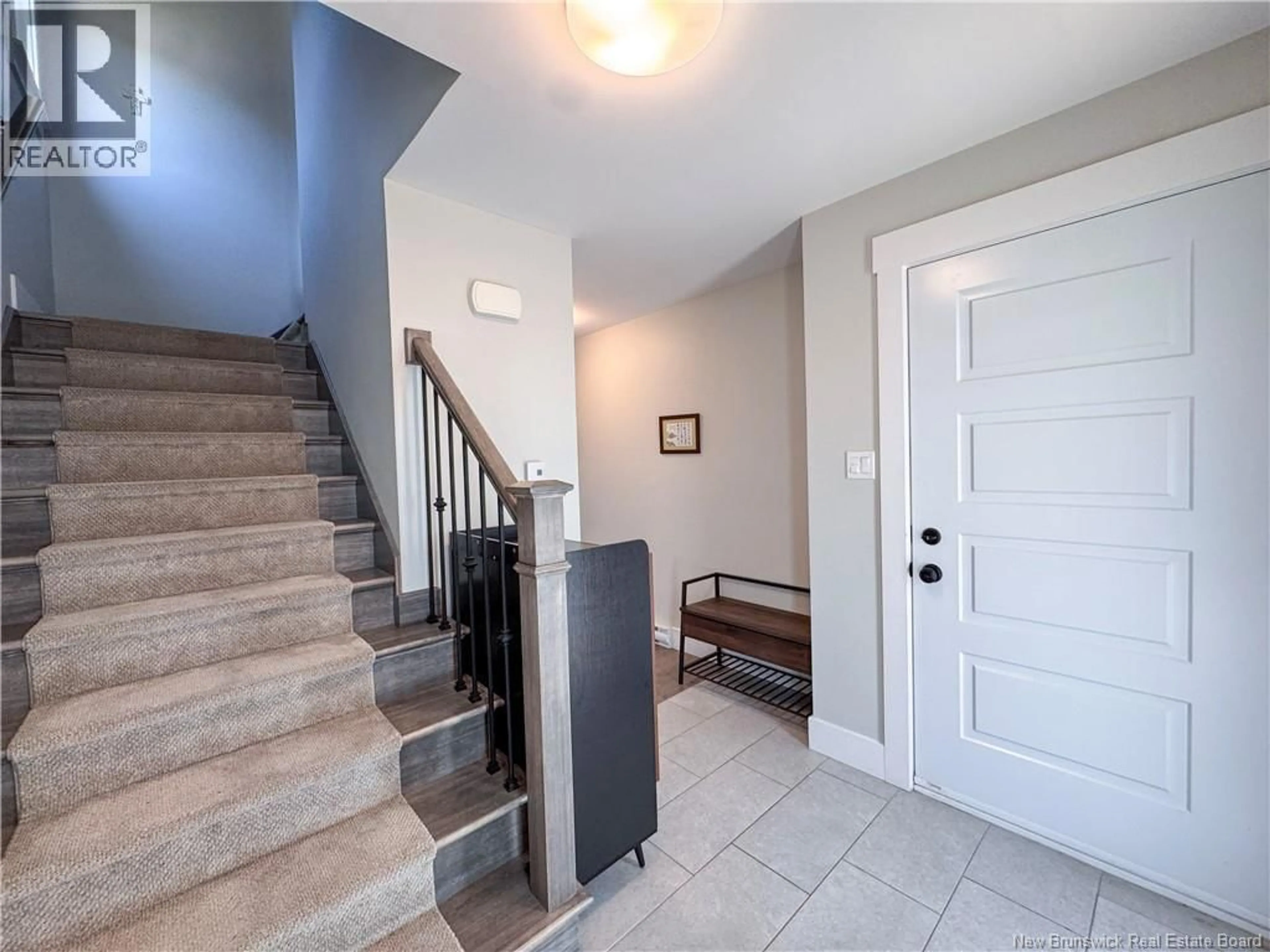 Indoor entryway for 61 WAKEFIELD STREET, Moncton New Brunswick E1G6A7