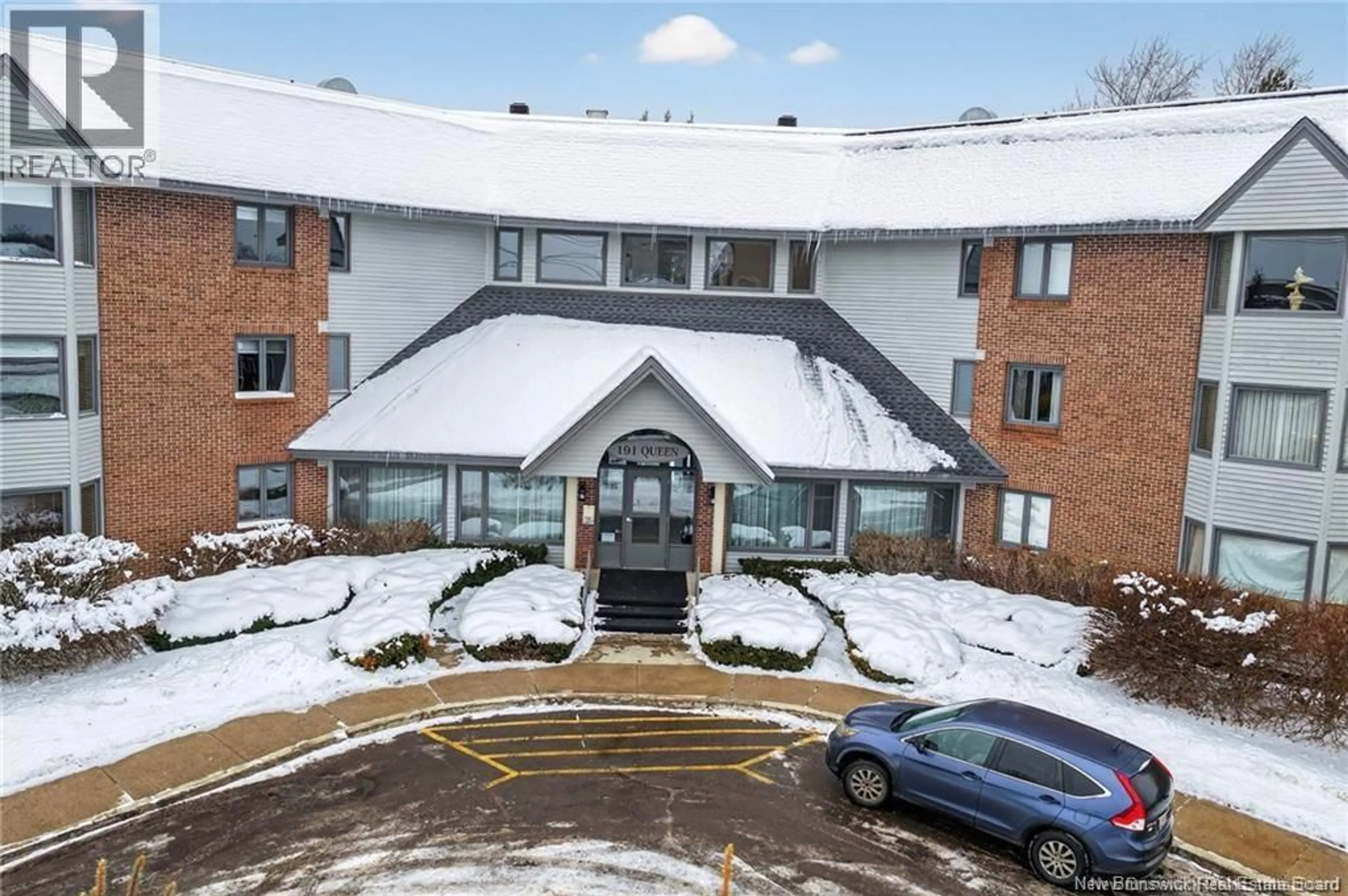 A pic from outside/outdoor area/front of a property/back of a property/a pic from drone, building for 206 - 191 QUEEN STREET, Moncton New Brunswick E1C1L3