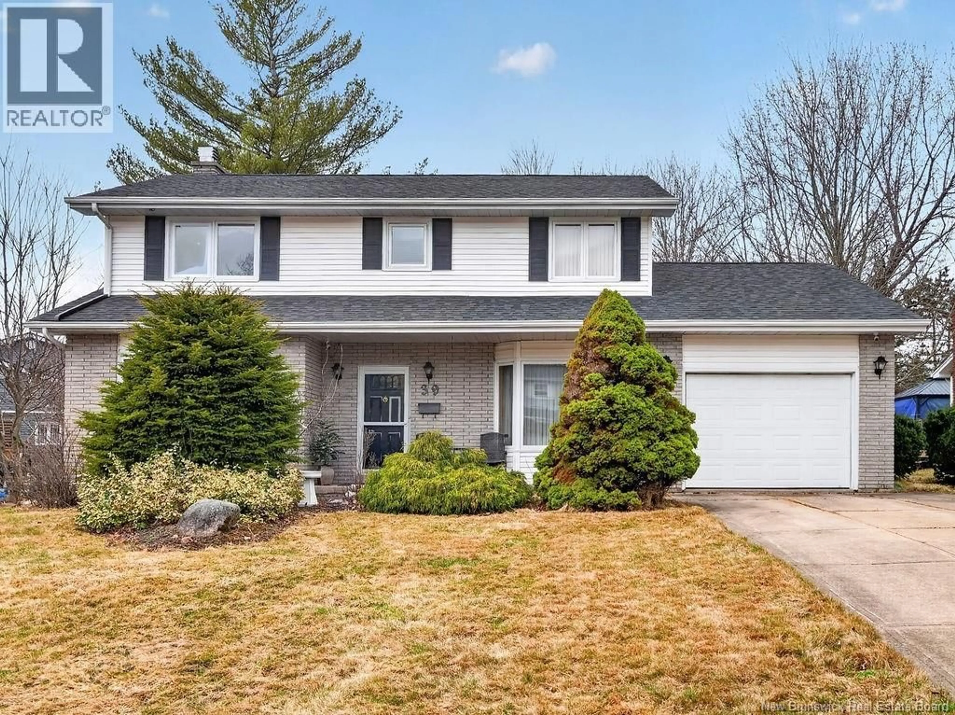 Home with vinyl exterior material, street for 39 HAYDEN DRIVE, Moncton New Brunswick E1E4E9