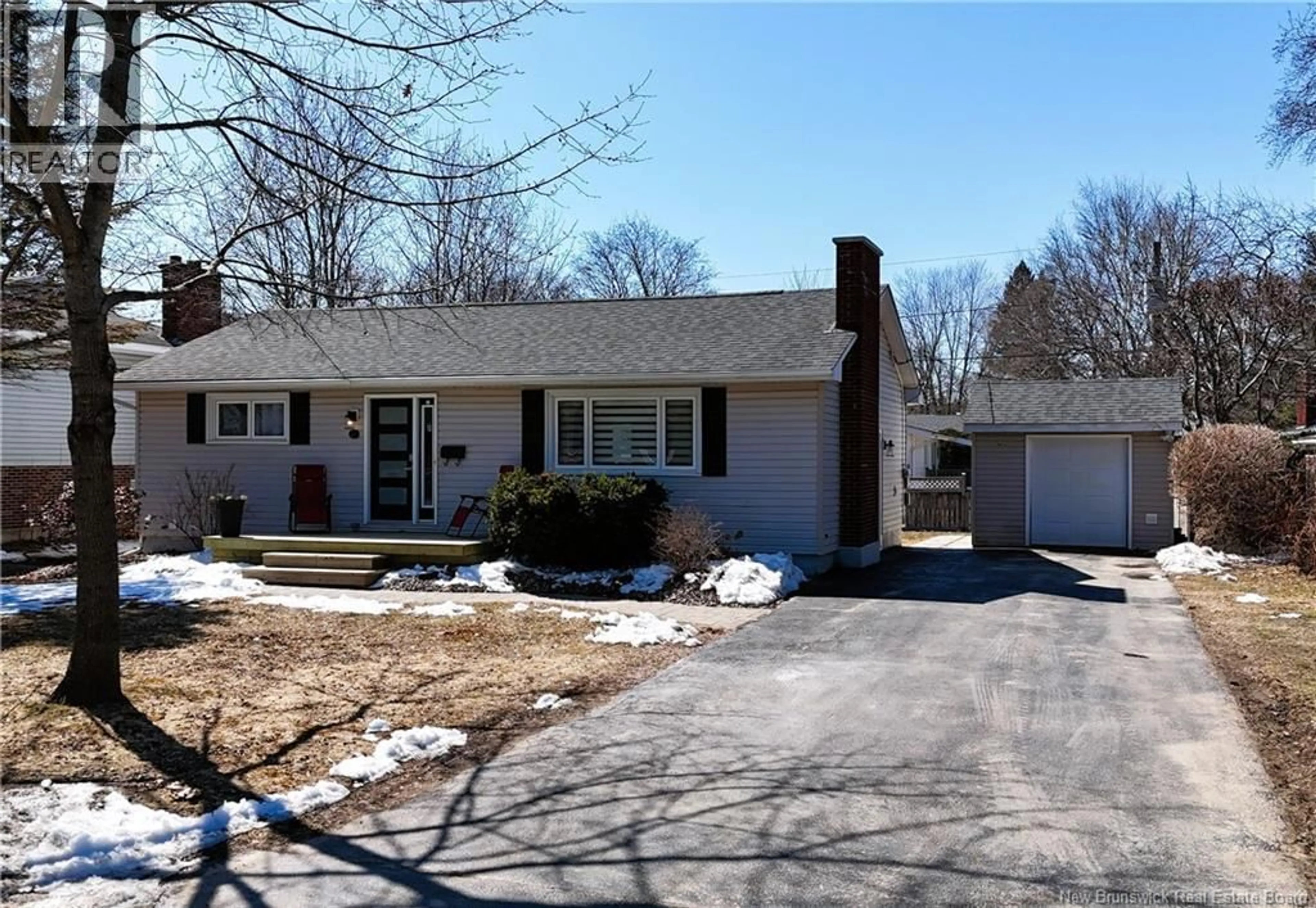 Home with vinyl exterior material, street for 45 SHERWOOD COURT, Fredericton New Brunswick E3B2P5