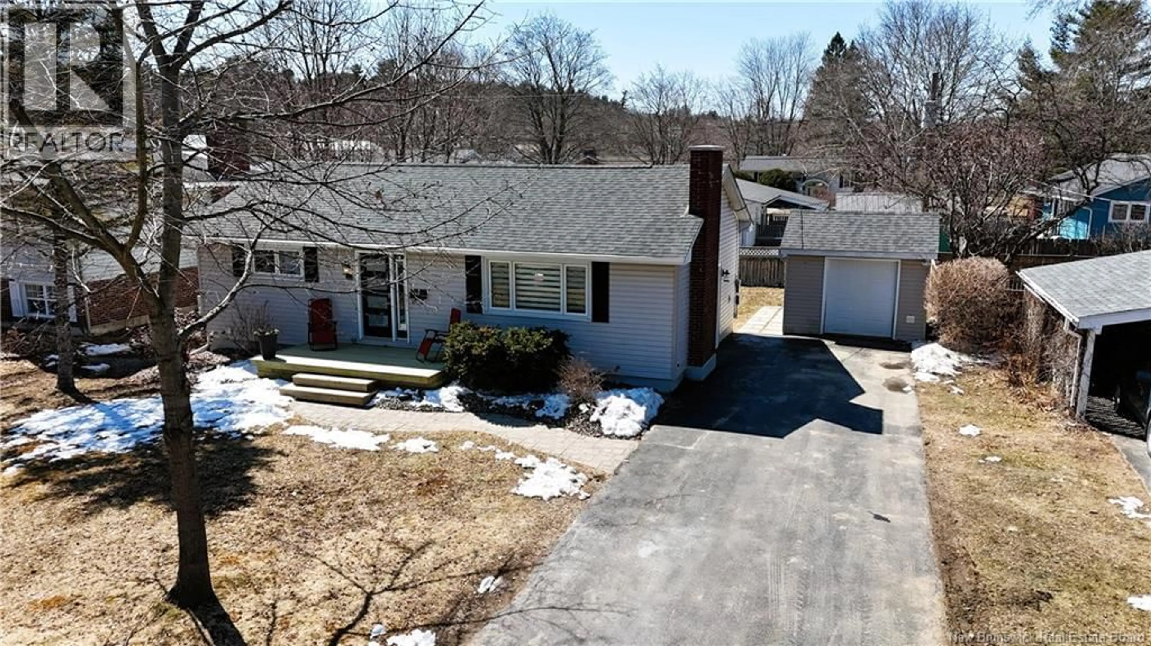 A pic from outside/outdoor area/front of a property/back of a property/a pic from drone, street for 45 SHERWOOD COURT, Fredericton New Brunswick E3B2P5