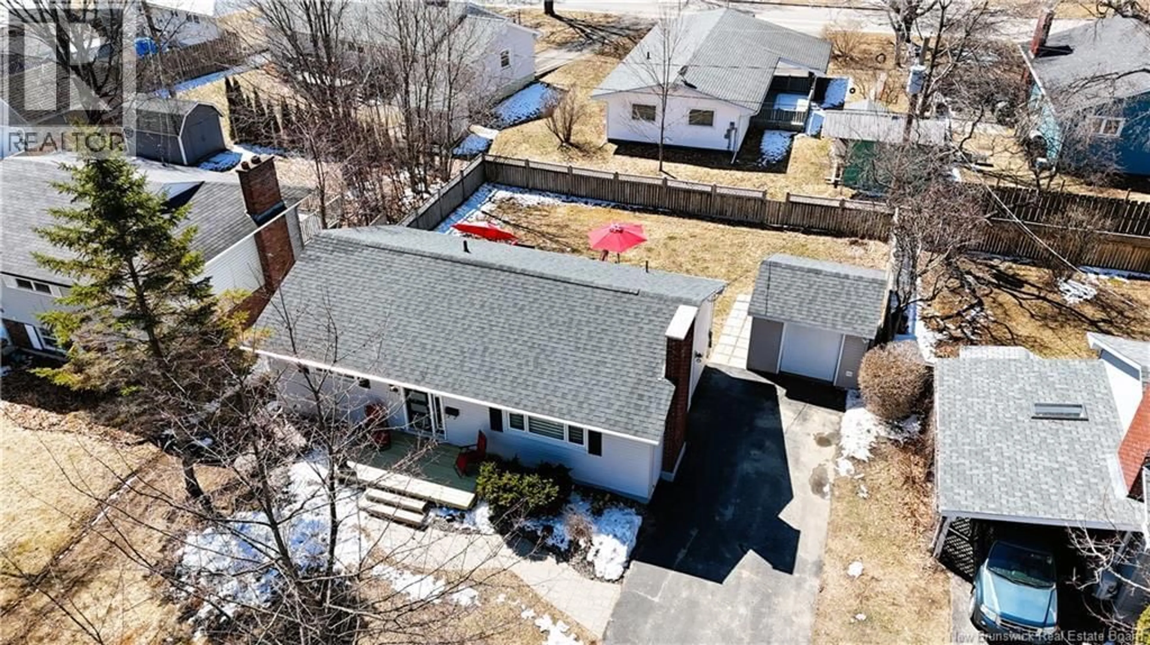 A pic from outside/outdoor area/front of a property/back of a property/a pic from drone, street for 45 SHERWOOD COURT, Fredericton New Brunswick E3B2P5